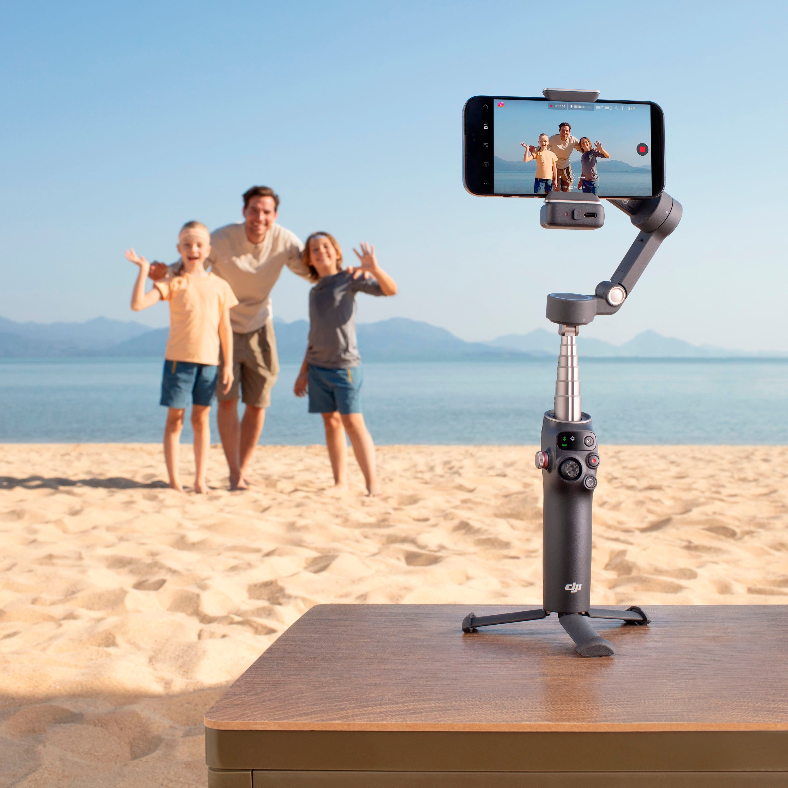 Alt View 6. DJI - Osmo Mobile 7P Smartphone 3-Axis Gimbal Stabilizer - Gray.