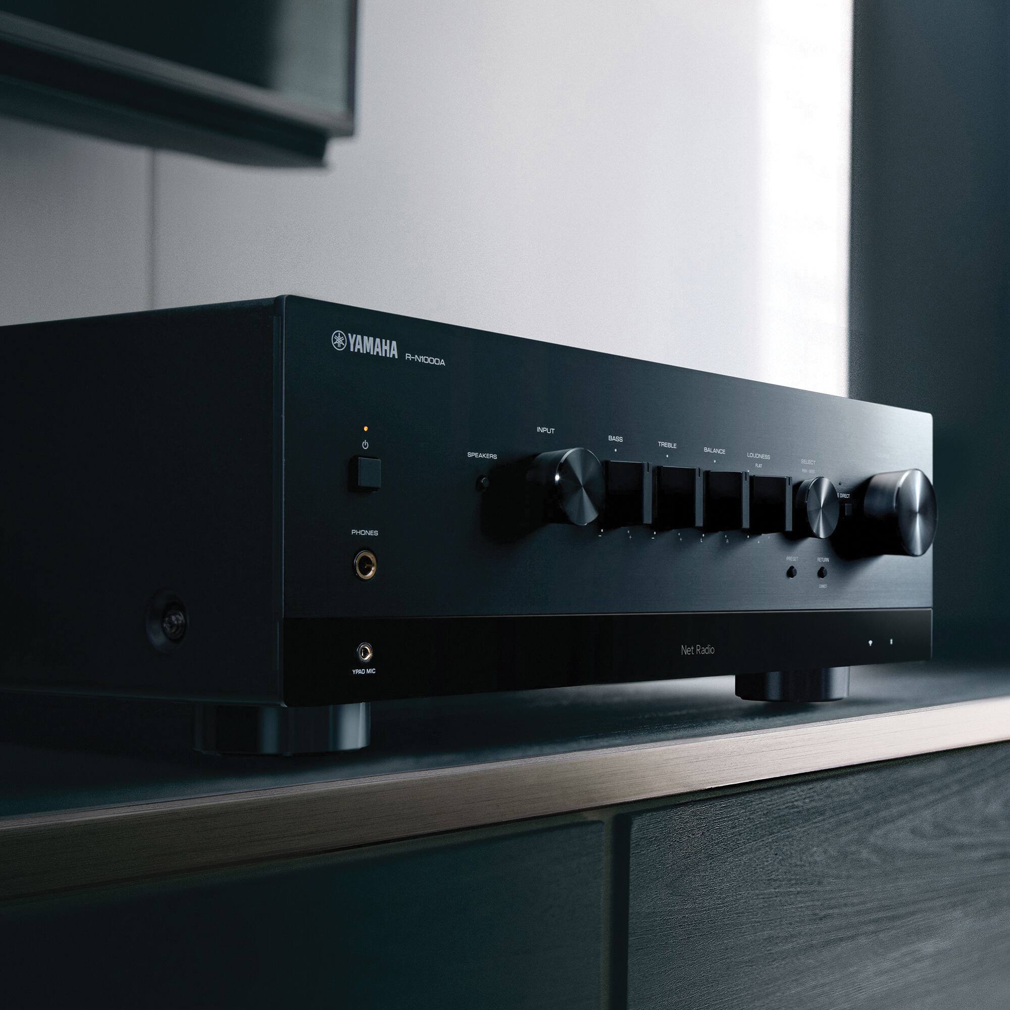 YAMAHA R-N600DA  
6 SPEAKER  
IN  
BLACK  
PHONES  
Net Radio