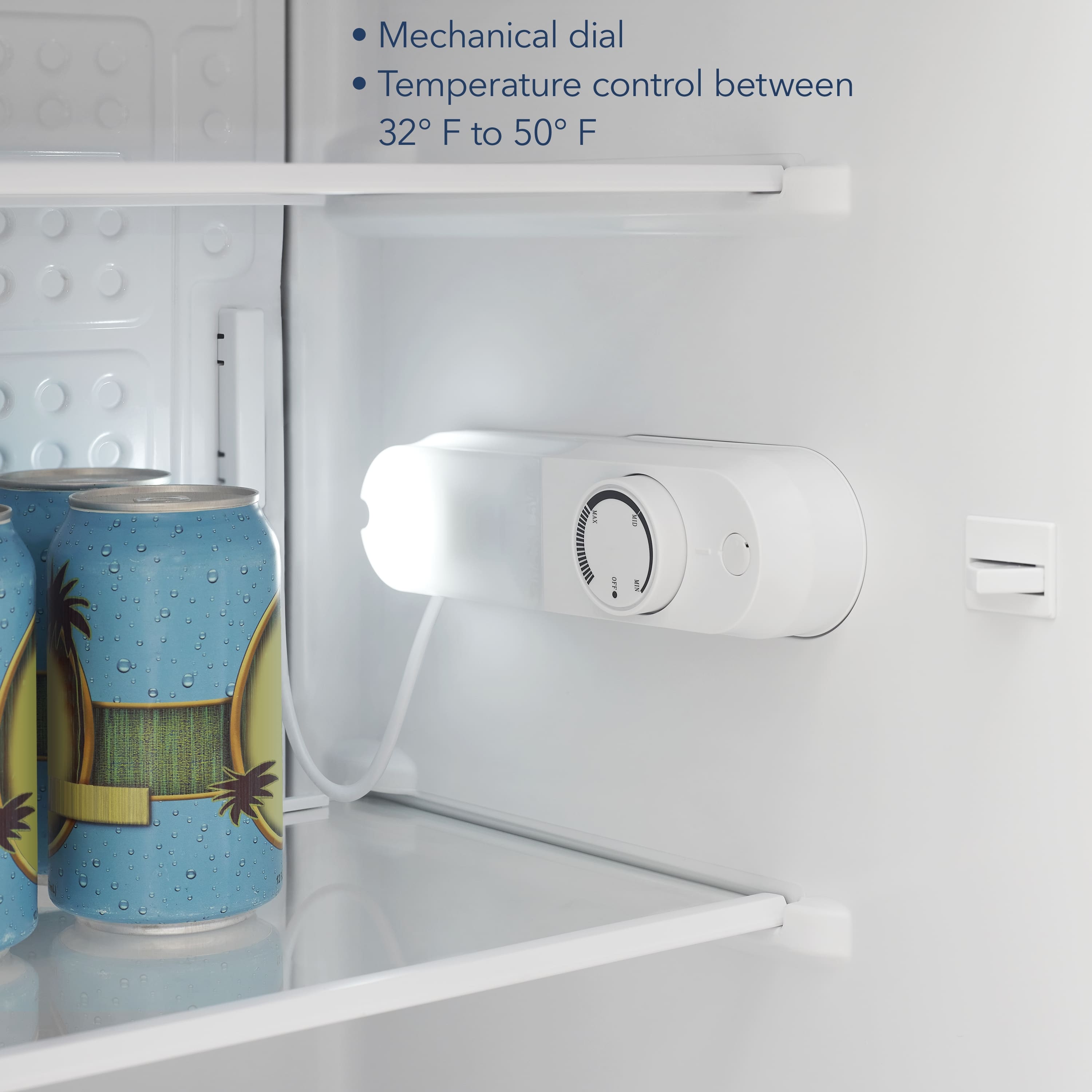 The text on the image reads "Mechanical dial temperature control between 32°F to 50°F".