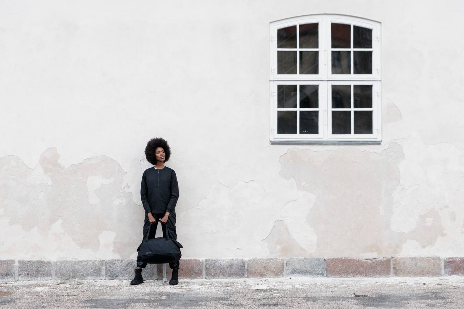 Alt View 4. Thule - Subterra 2 Duffel Bag – Versatile 35L Weekend & Gym Travel Bag - Black.