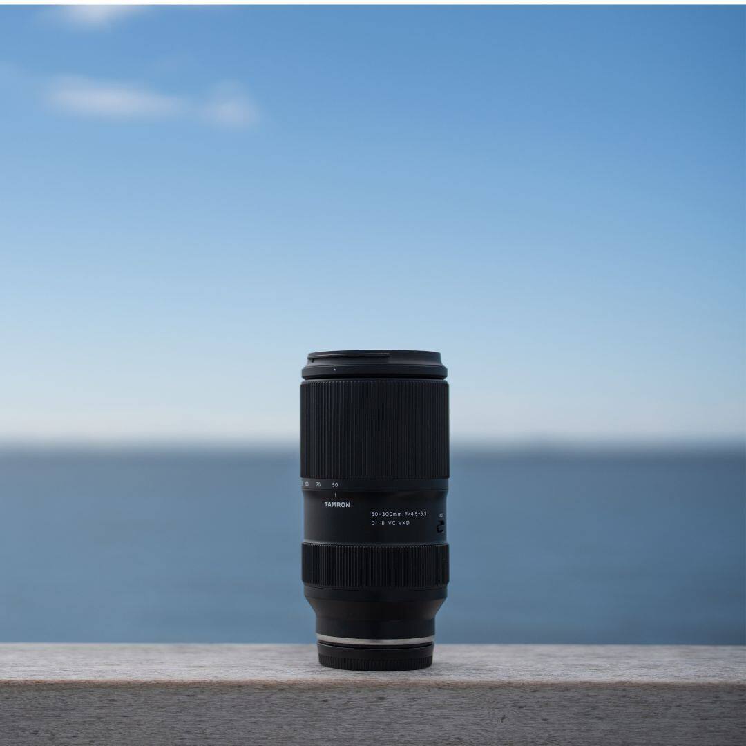 TAMRON  
28-300mm f/4-6.3 Di III VC VXD  
1:4  
VC  
VXD