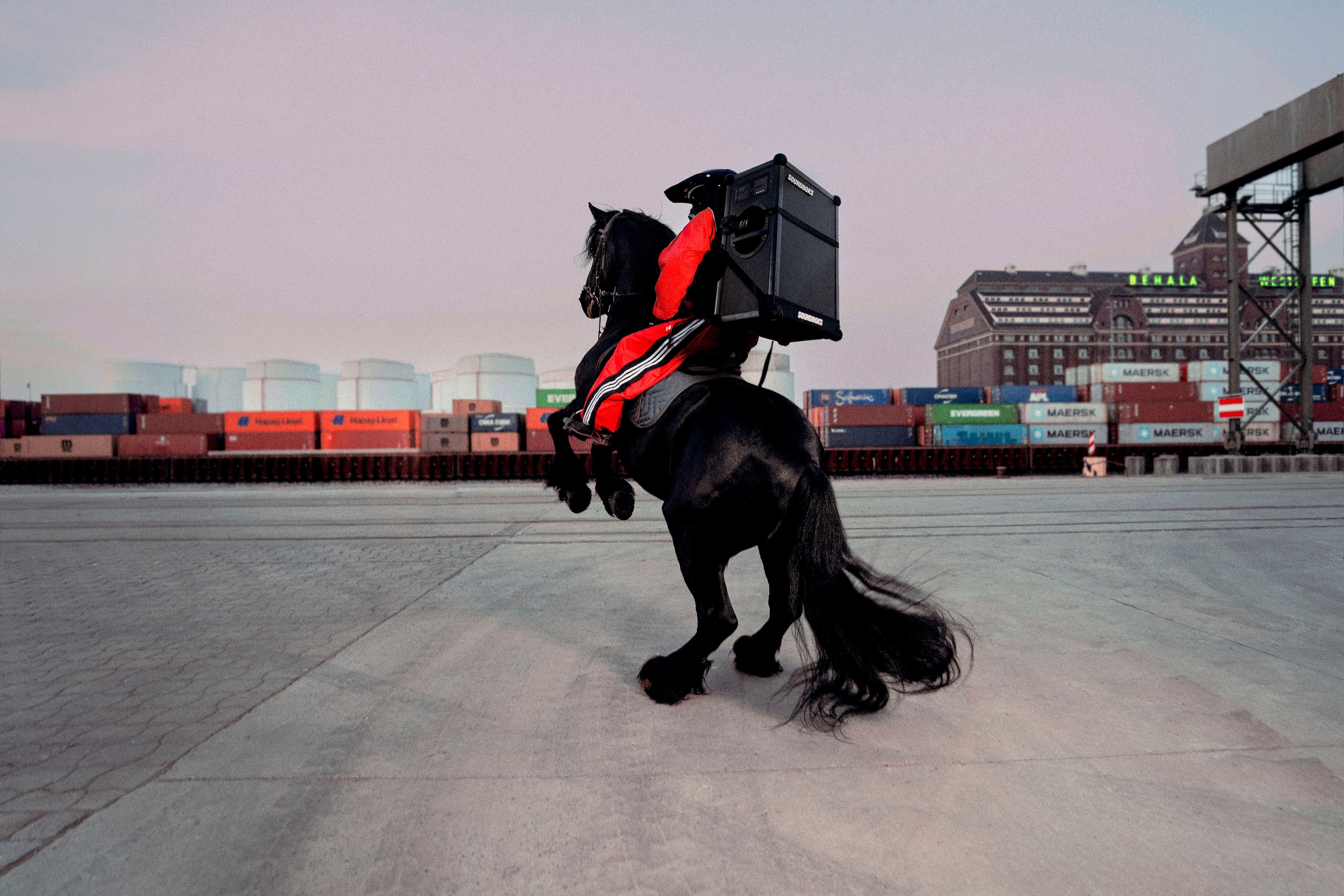 FEN MAERSK SK HAINING HAINING-LIN PD - EVERN APL MAERSK MAERS MAERSK EVERN