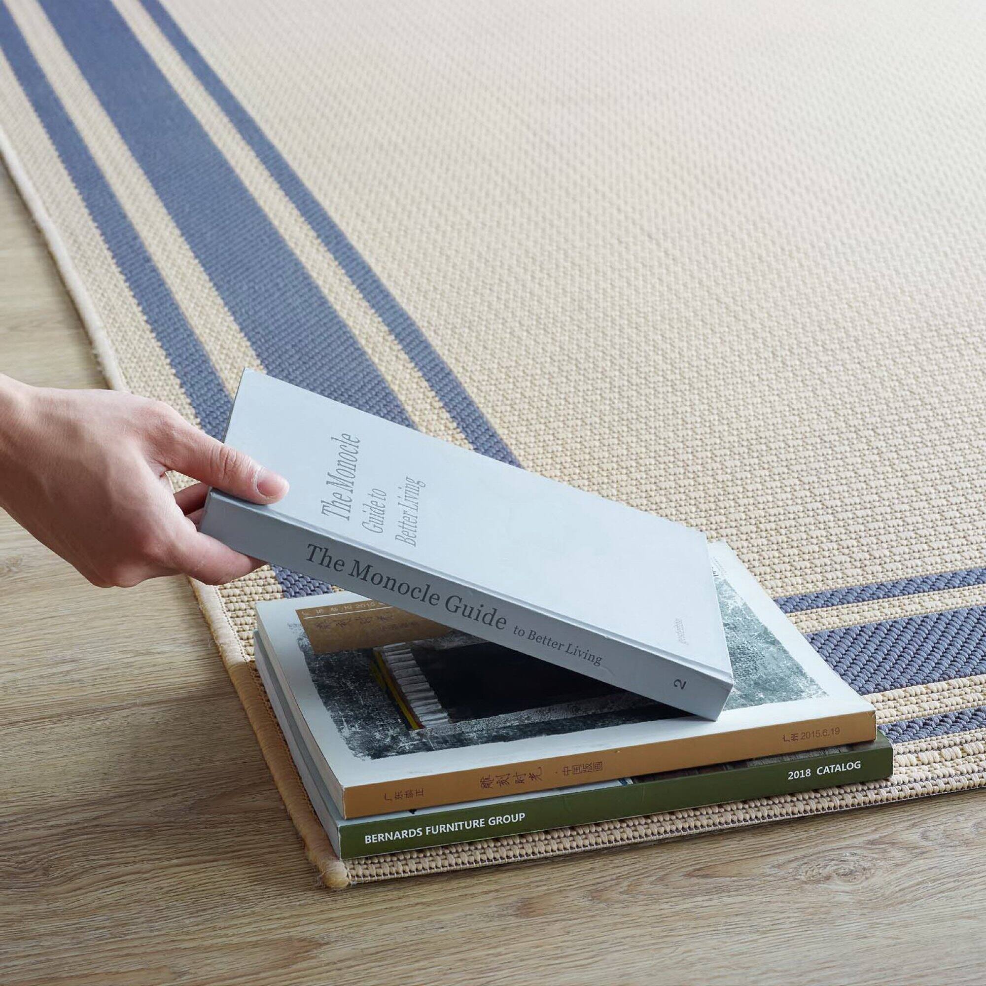 Monocle: The Guide to Better Living  
The Monocle Guide to Better Living 2  
FURNITURE GROUP BERNARDS E20150.19 2018 CATALOG