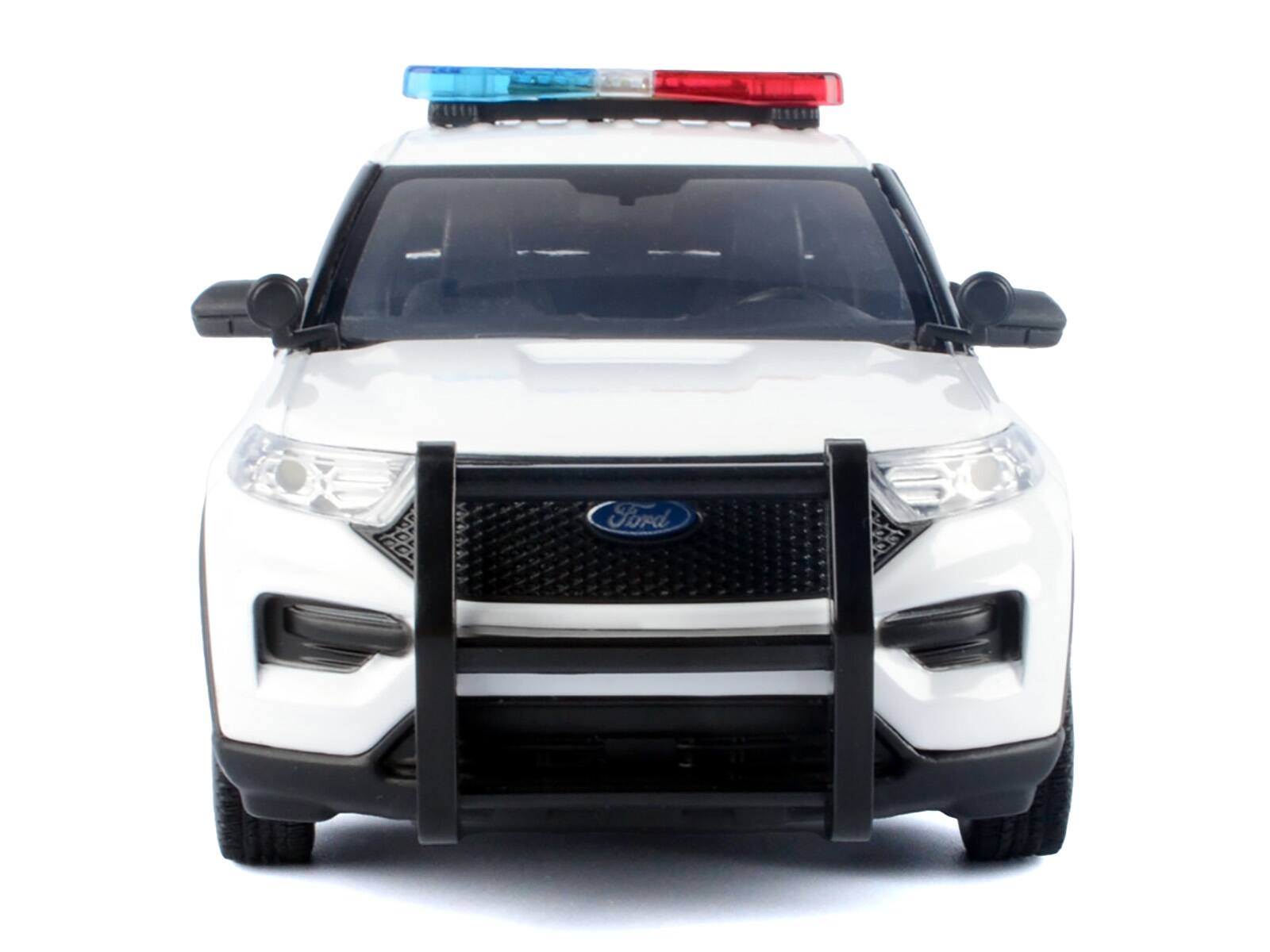 Back. Motormax - 2022 Ford Police Interceptor Utility Plain White Builder's Kit with Flashing Light Bar Front and Rear Lights Sounds 1/24 - White.
