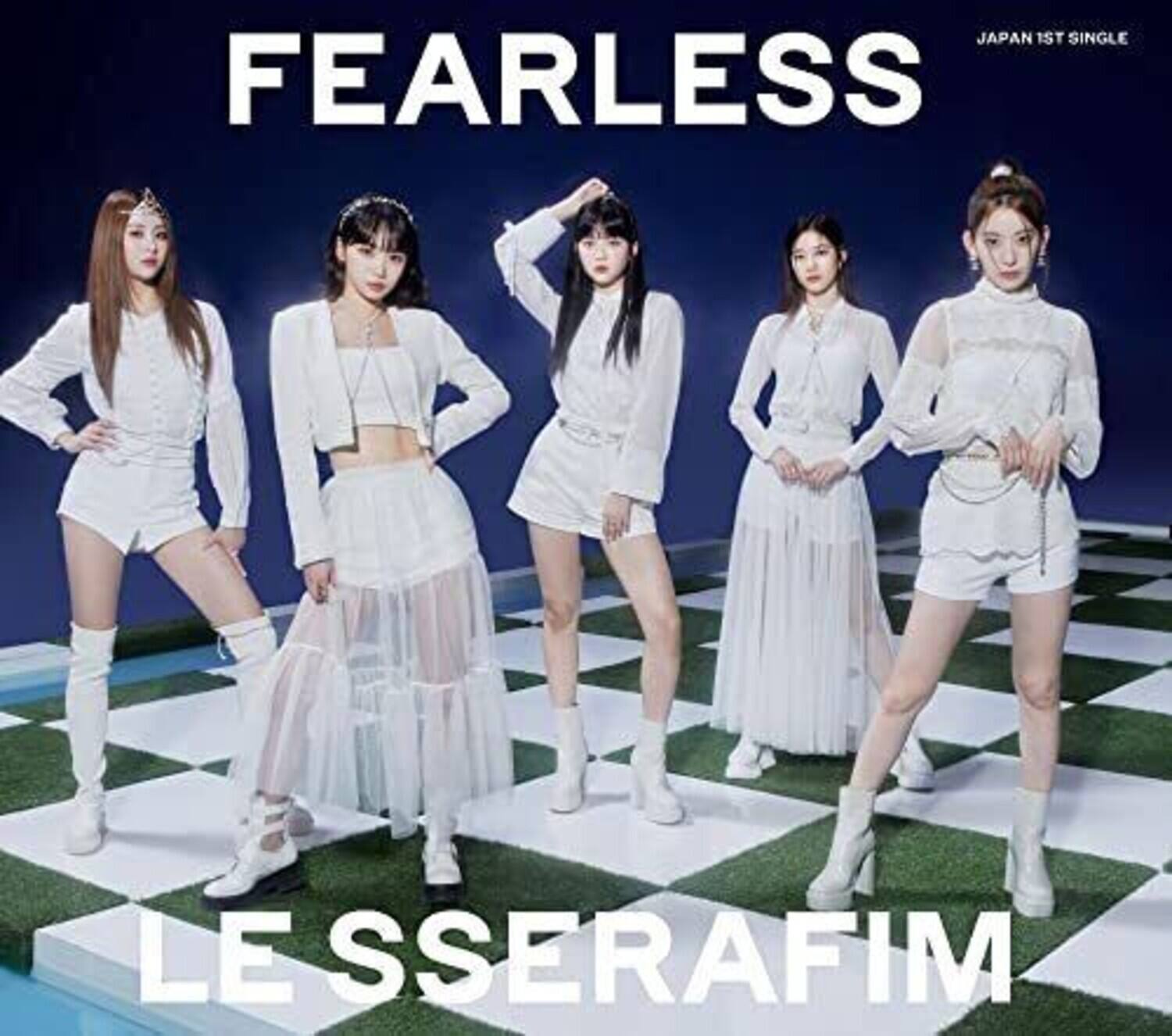 FEARLESS  
JAPAN 1ST SINGLE  
LE SSSERAFIM