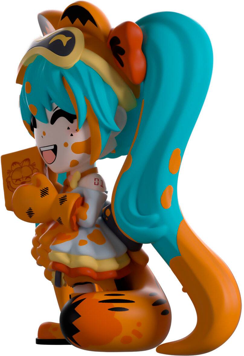 Alt View 6. Youtooz - Hatsune Miku - Lasagna Splatter Garfield Miku 5.1" Vinyl Figure.