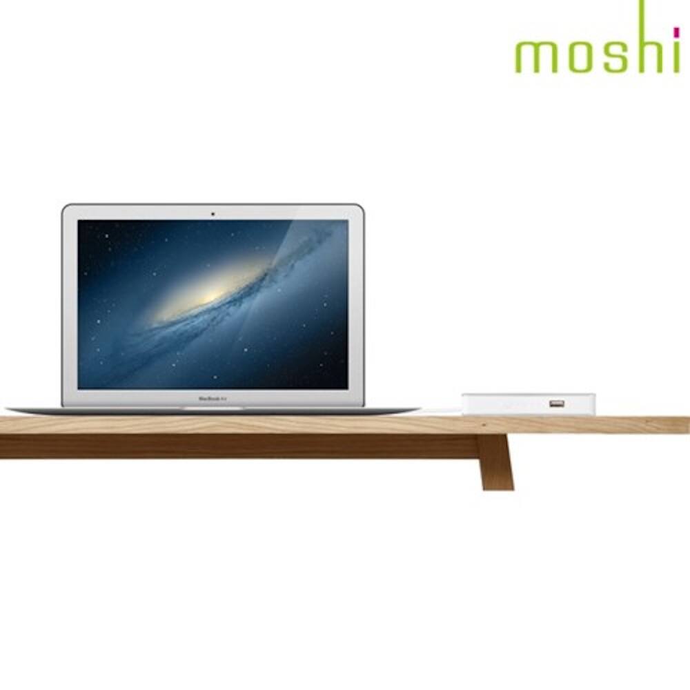 Alt View 3. Moshi - ionBank 5K Portable Battery Pack Powerbank with Lighting Connector for iPhone & iPad - Silver/White.