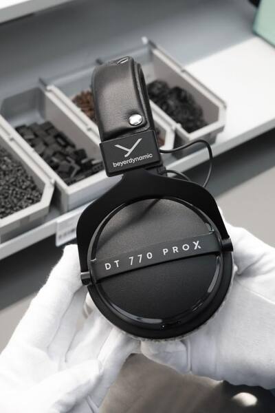 Beyerdynamic DT 770 Pro X Over Ear Studio Wired Headphones for Beyerdynamic DT 770 Pro X Over Ear Studio Wired Headphones for