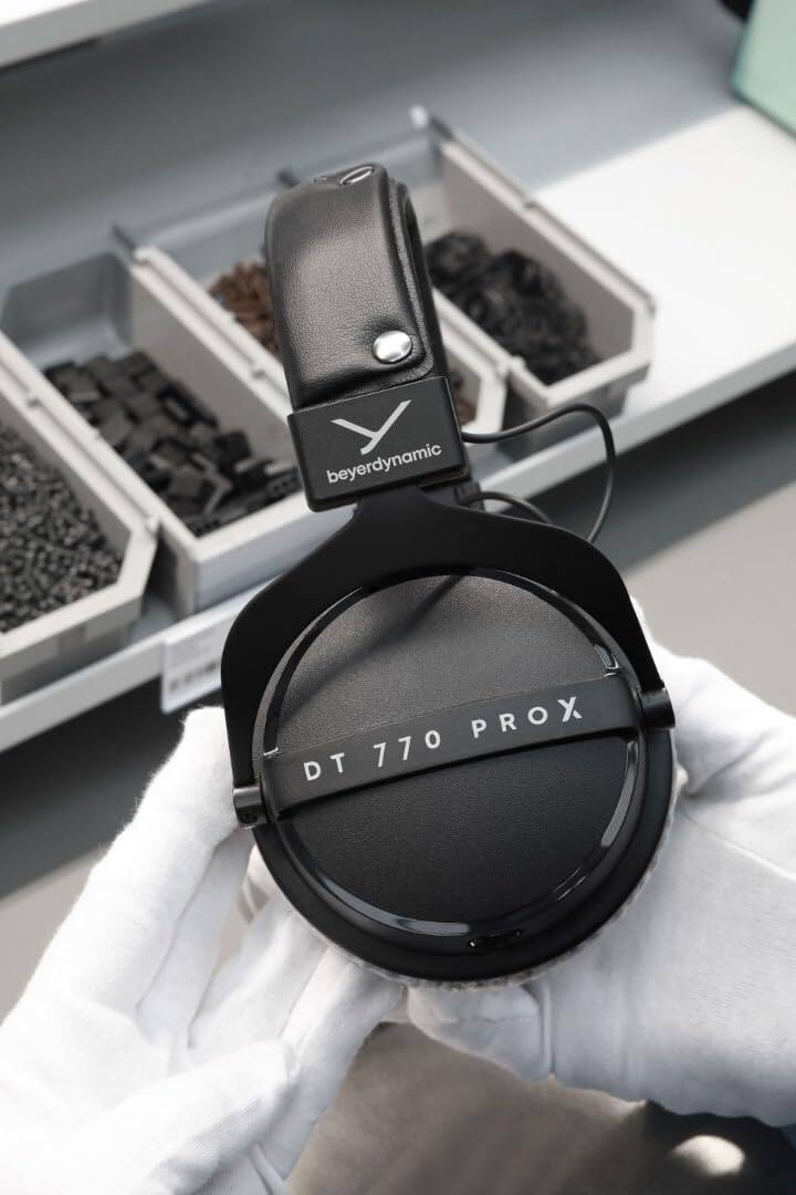 beyerdynamic  
DT 770 PROX