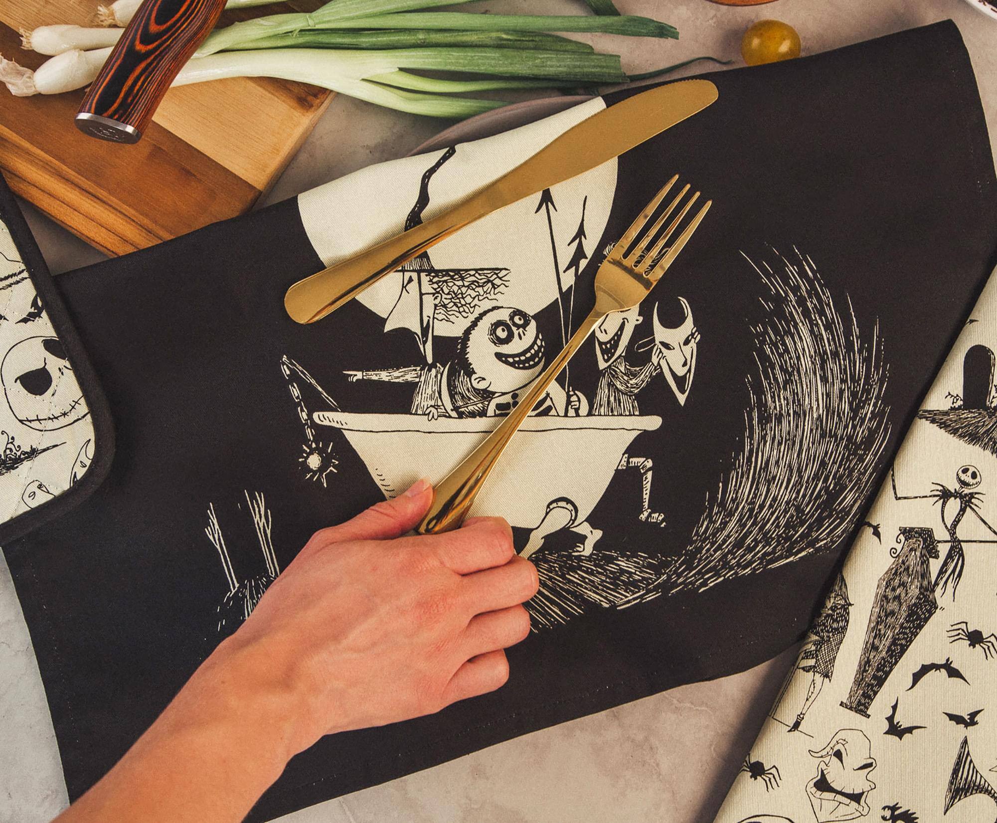 Alt View 2. Disney - Disney The Nightmare Before Christmas Kitchen Tea Towel Set - Black.