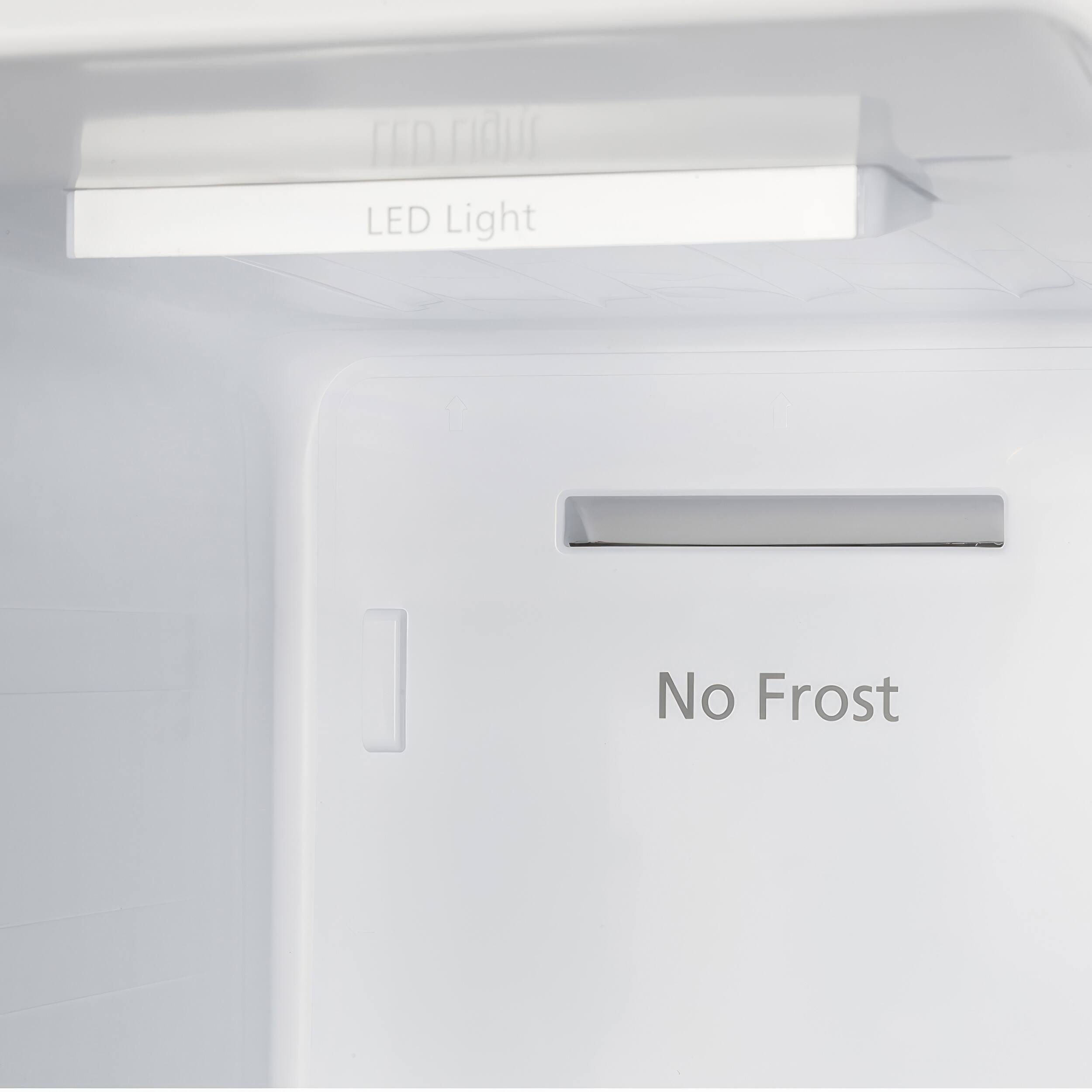 ED ridus LED Light  
No Frost