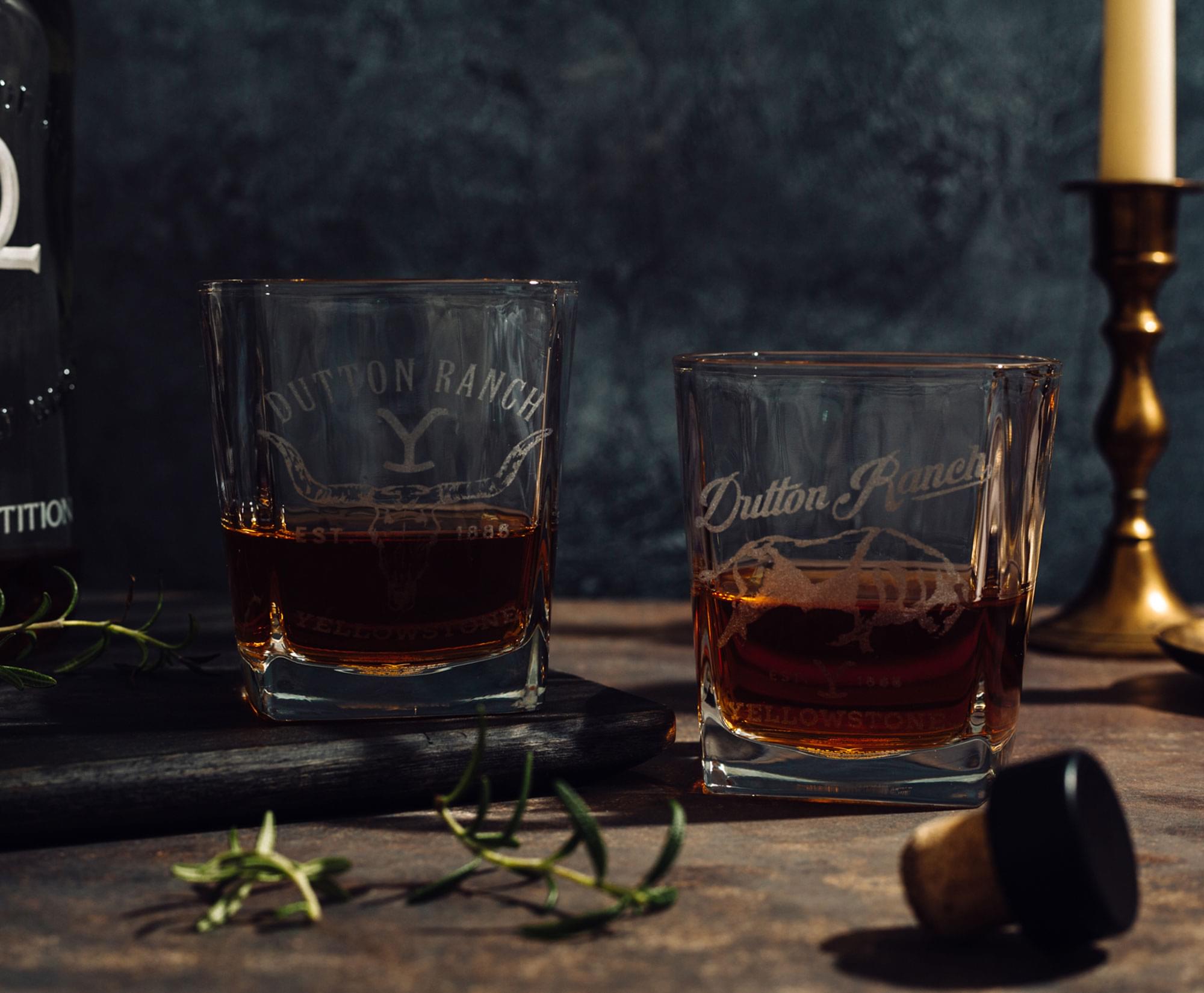 Dutton Ranch  
EST 1888  
YELLOWSTONE  

Dutton Ranch  
EST 1888  
YELLOWSTONE