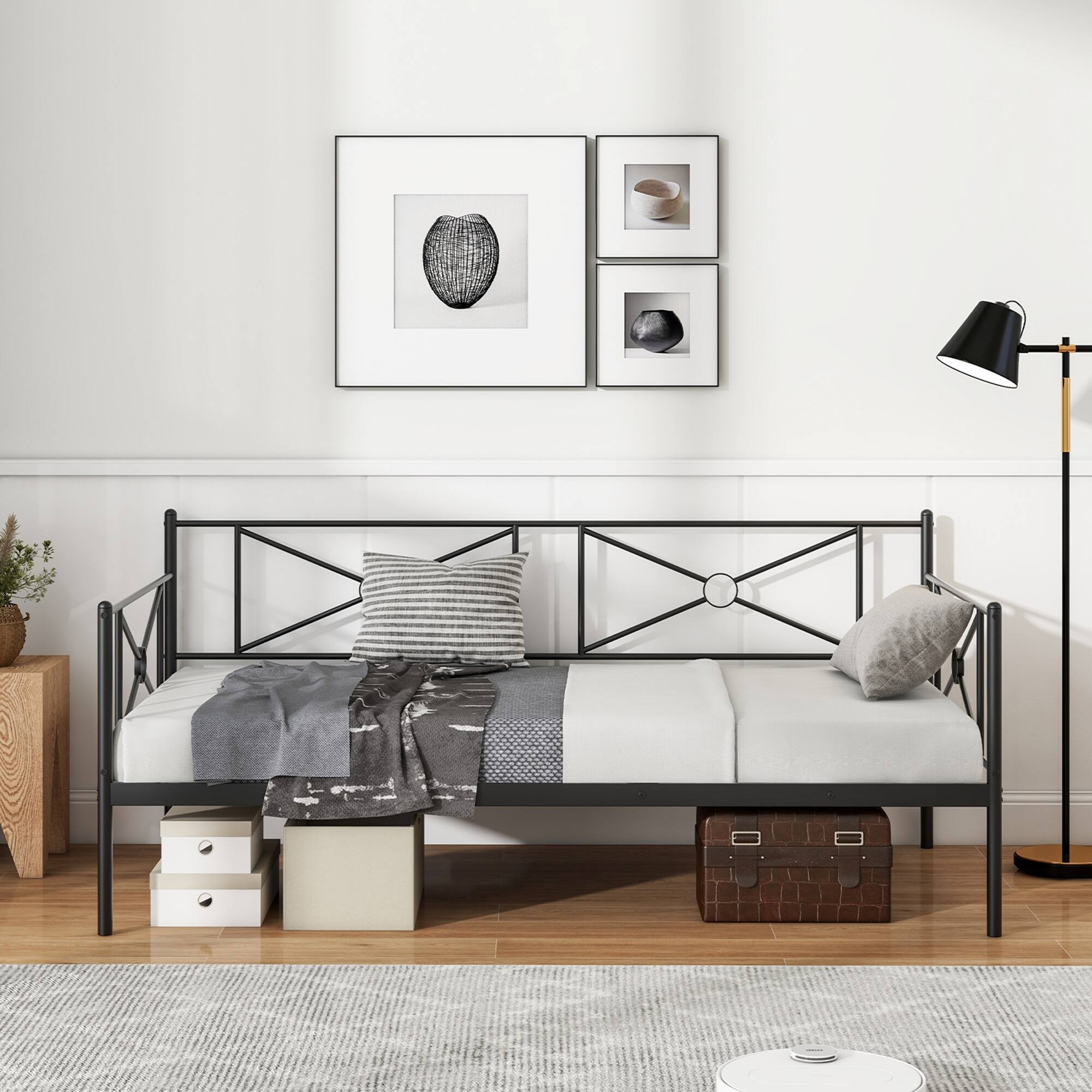 Alt View 4. Costway - Costway Twin Metal Daybed Frame with Slats Classic Mattress Foundation Bed Sofa - Black.