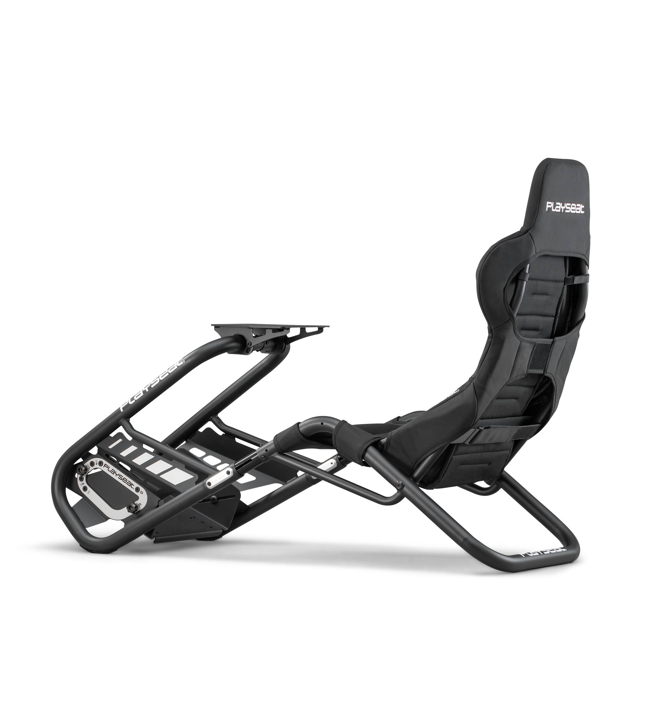Playseat  
Playseat  
Playseat  
Playseat