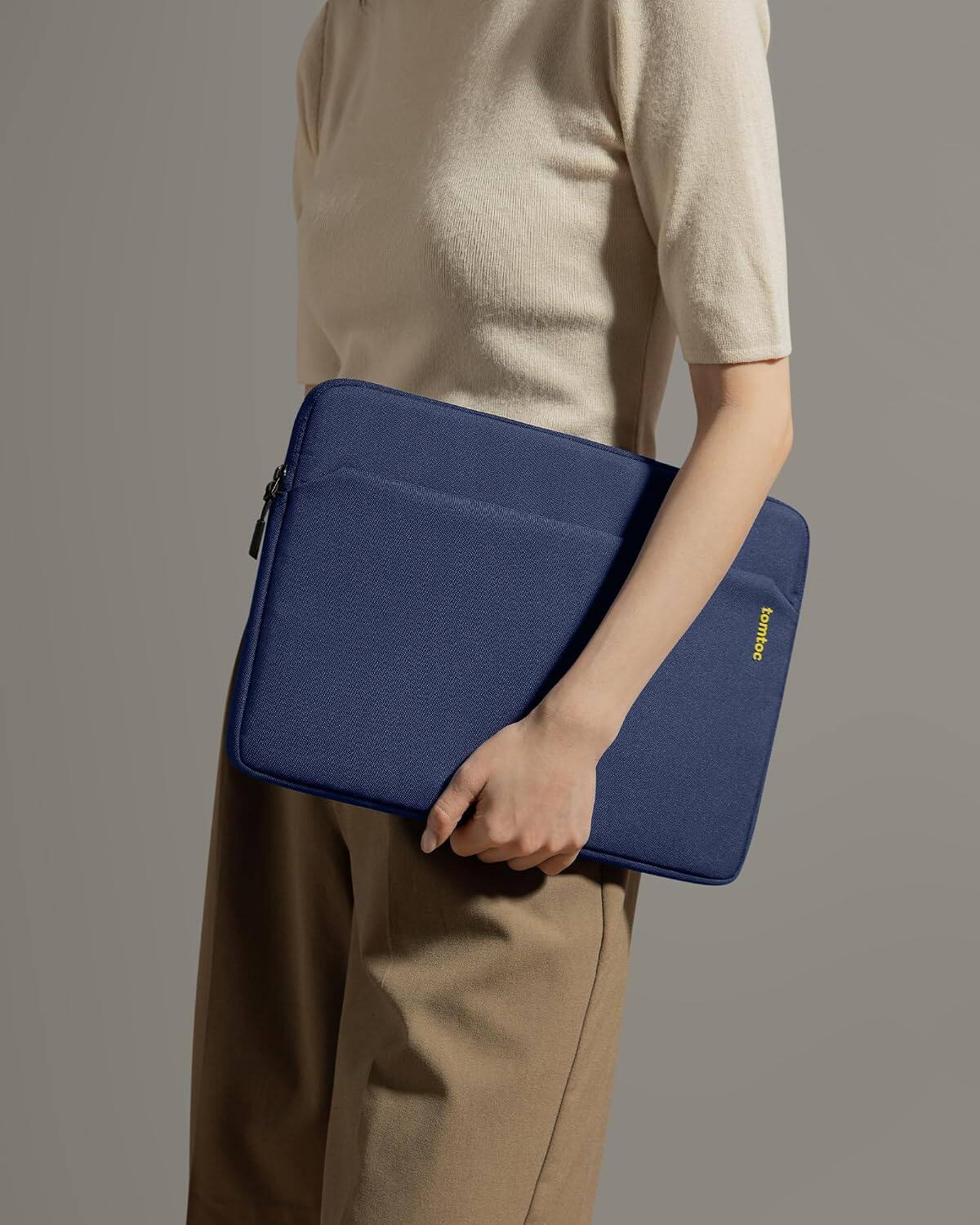 Alt View 6. tomtoc - Light-A18 Slim Laptop Sleeve Case for 15-inch MacBook Air M5(A3448)/M4/M3/M2 2026-2023, 15-inch MacBook Pro(A1990 A1707) - Navy Blue.