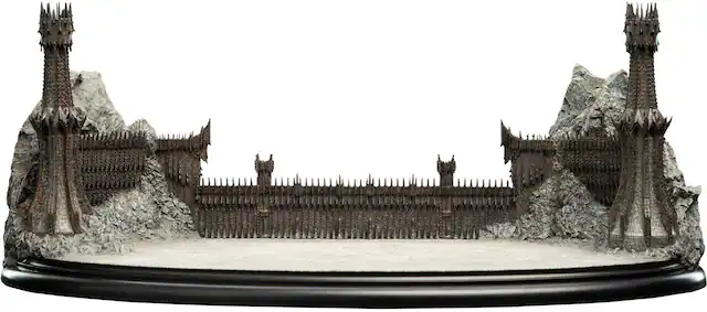 Front. Weta Workshop - WETA Workshop - The Lord of The Rings Trilogy - The Black Gate Miniature Environment - COLLECTIBLES - Multicolor.