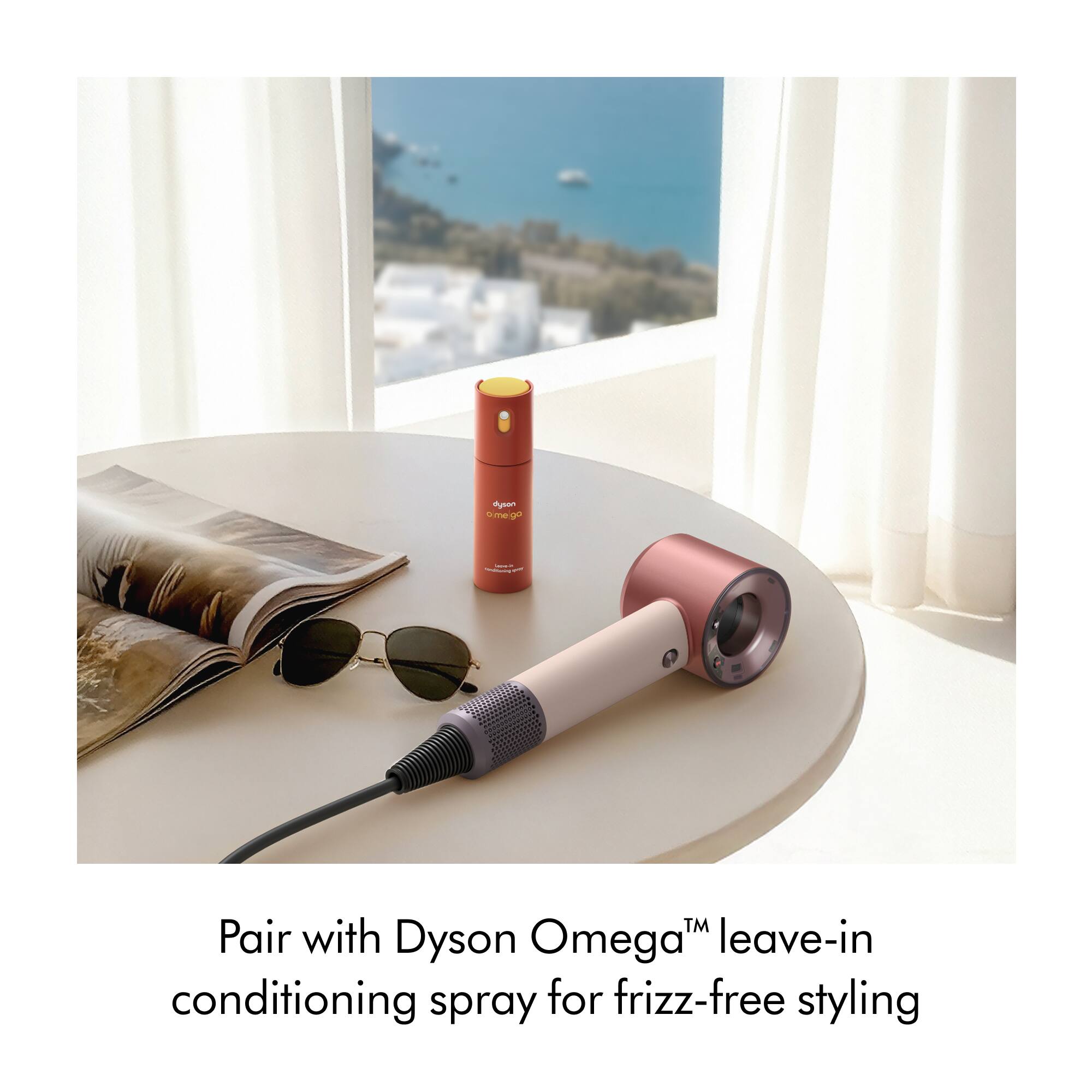 Pair with Dyson Omega™ leave-in conditioning spray for frizz-free styling