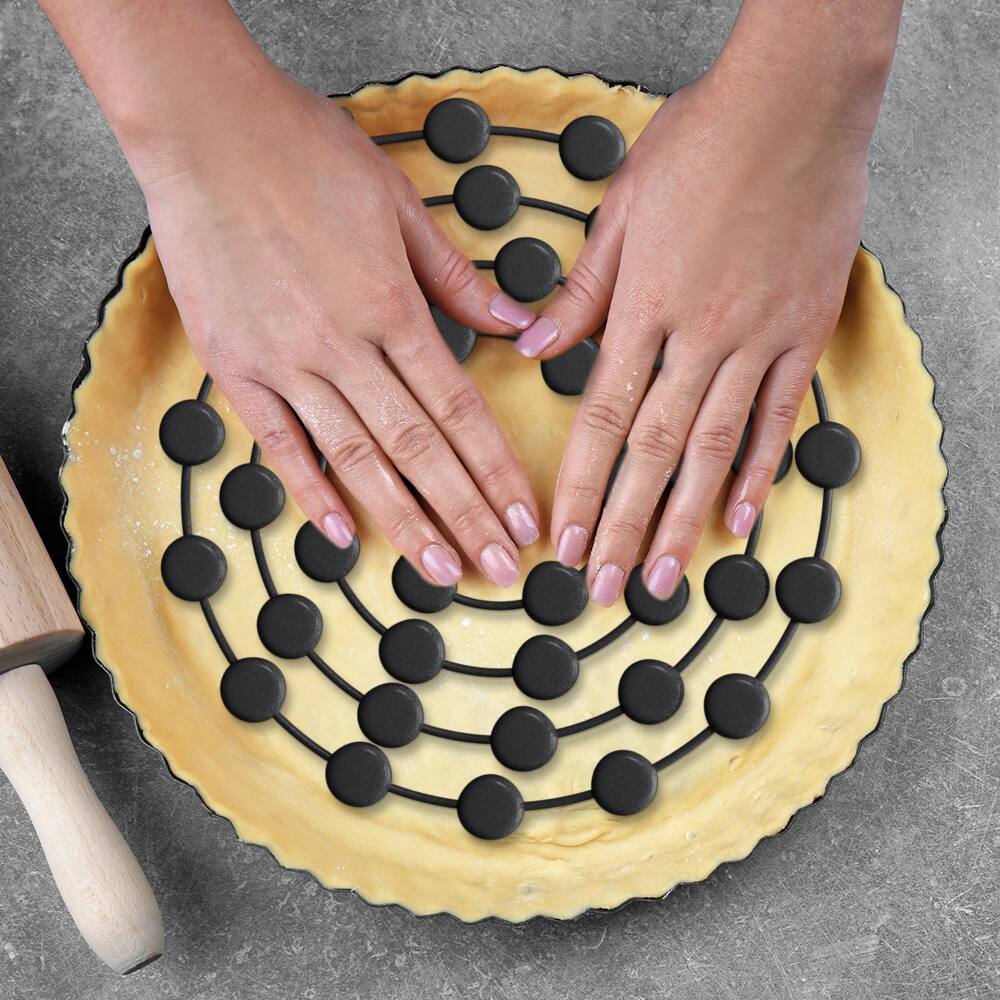 Angle. Empava - 46-in L Multi-Purpose Silicone Pizza Tools Pie Weights Chain and Trivet - Black.