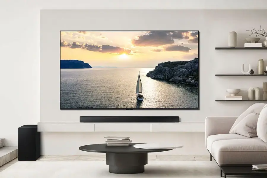 Alt View 21. Samsung - SAMSUNG B-series 5.1 Ch DTS Virtual:X Soundbar with Subwoofer - Black.