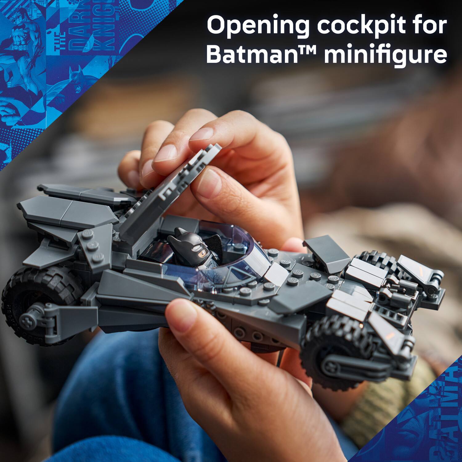 Opening cockpit for Batman™ minifigure