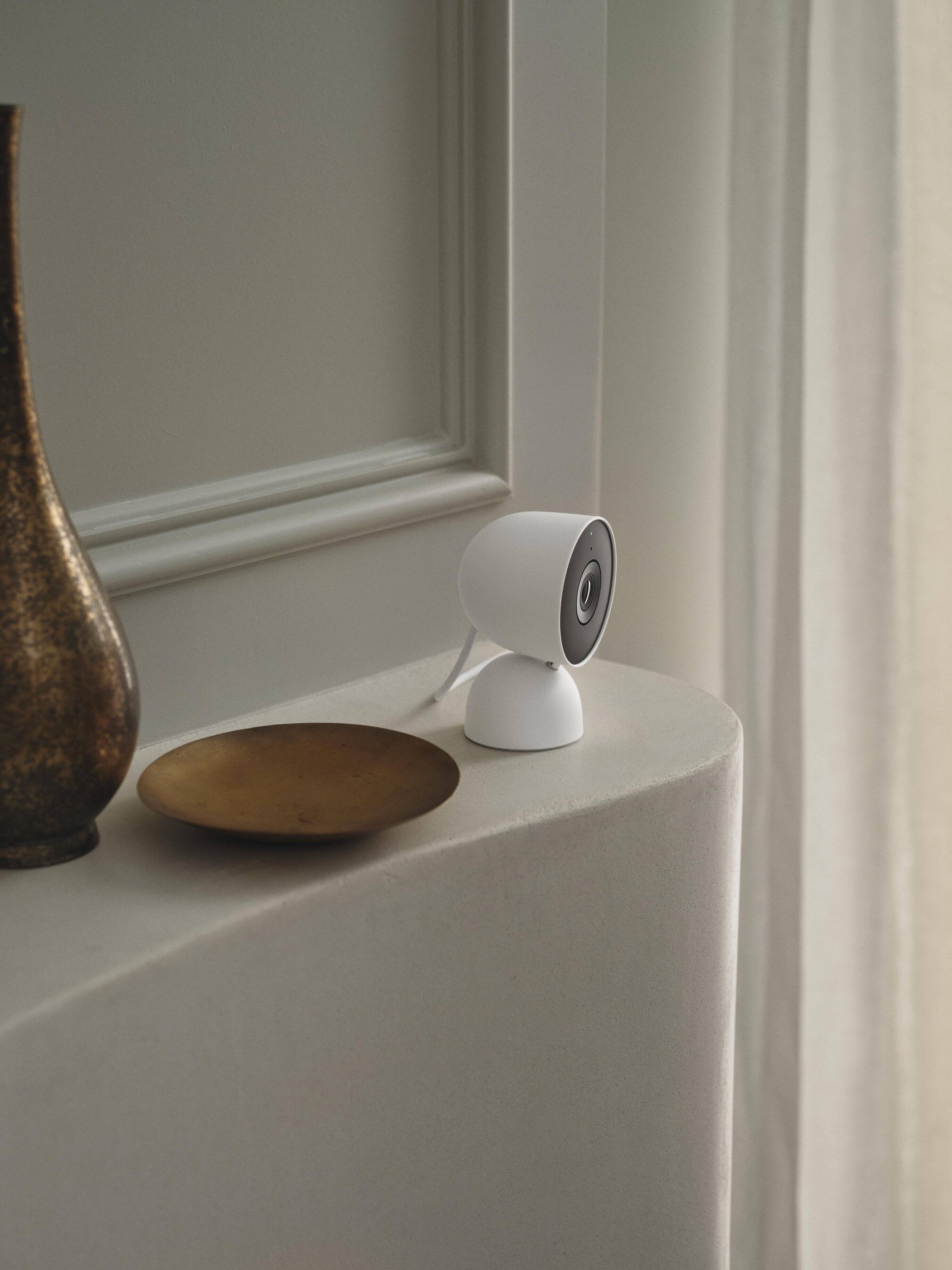 Alt View 21. Google - Nest Cam Indoor (wired, 3rd gen) - Latest Model - 2K Video and Gemini - Snow.