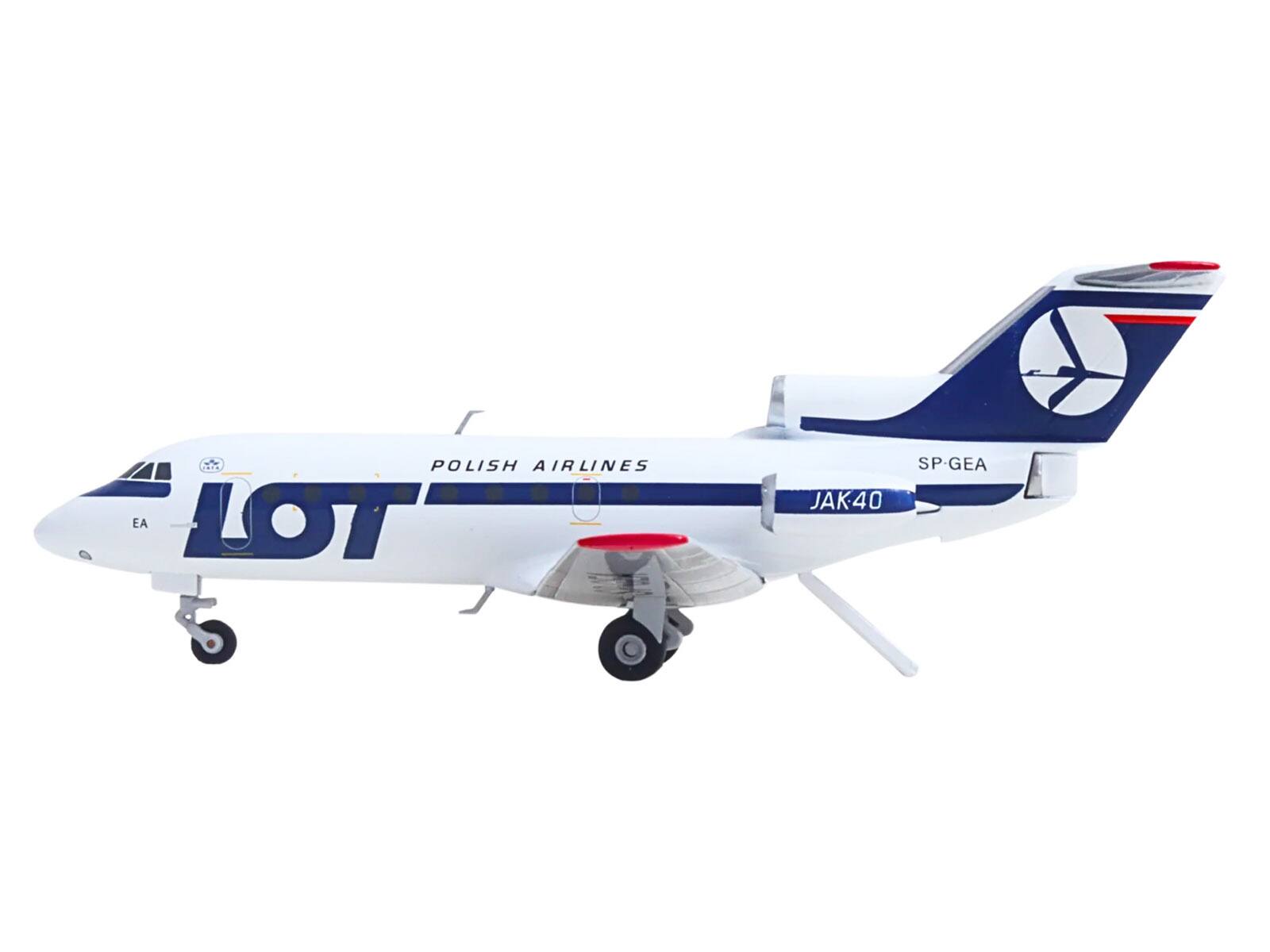 POLISH AIRLINES  
LOT  
SP-GEA  
JAK40