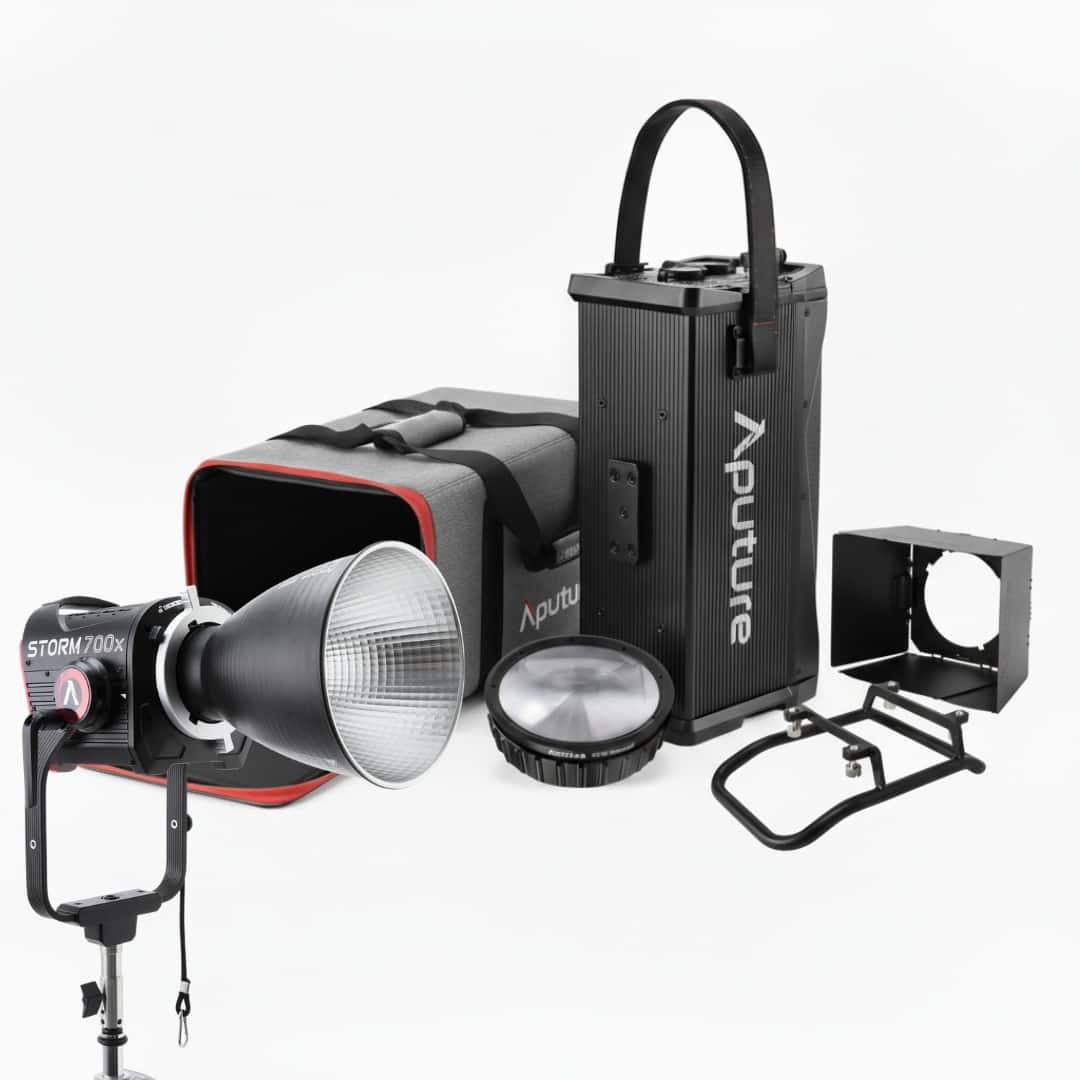 Aputure - STORM 700x Cine Kit (US) with Fresnel, Barn Doors and Skid price history on PriceWatchPro