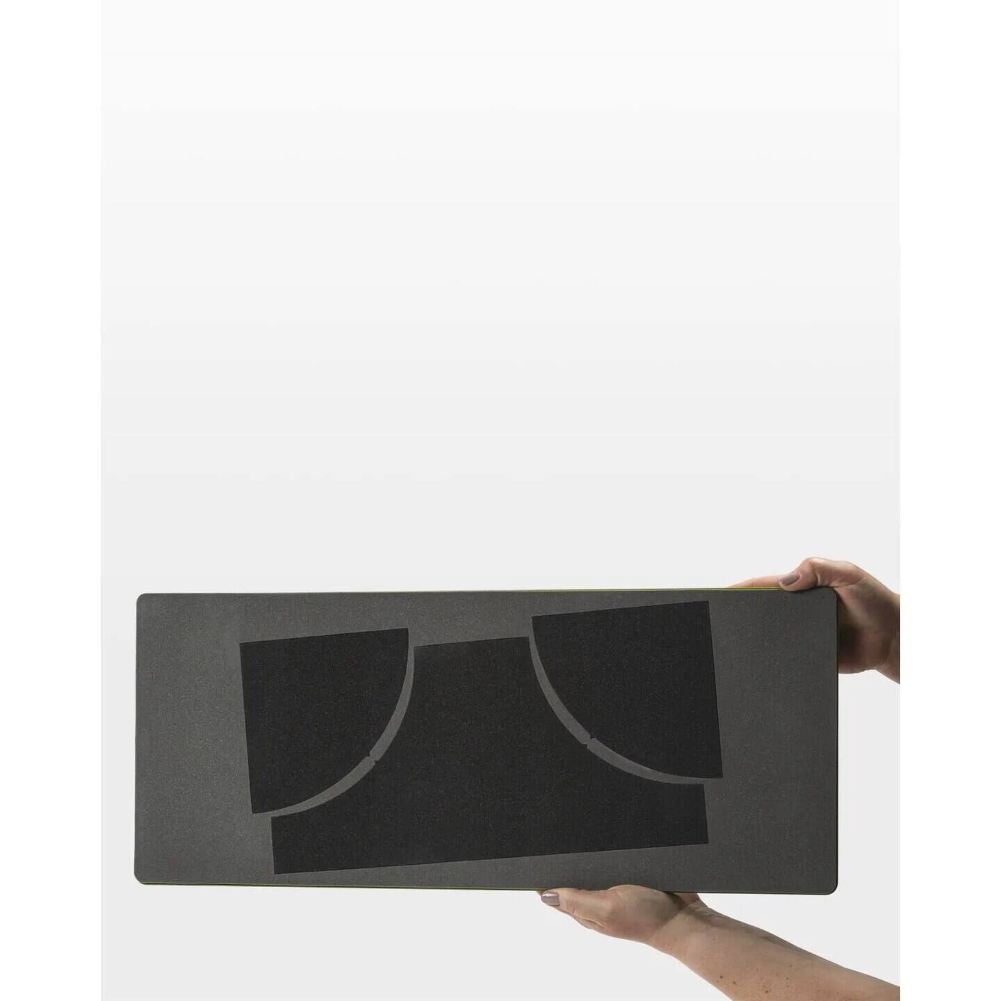 Alt View 1. AccuQuilt - GO! Fabric Cutting Dies; Drunkards Path - Black.