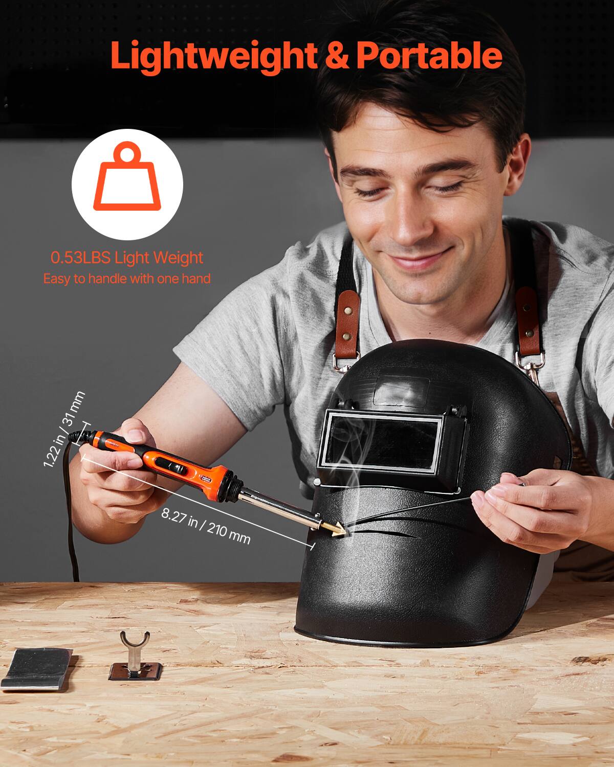 Lightweight & Portable  
0.53LBS Light Weight  
Easy to handle with one hand  
1.22 in / 31 mm  
8.27 in / 210 mm