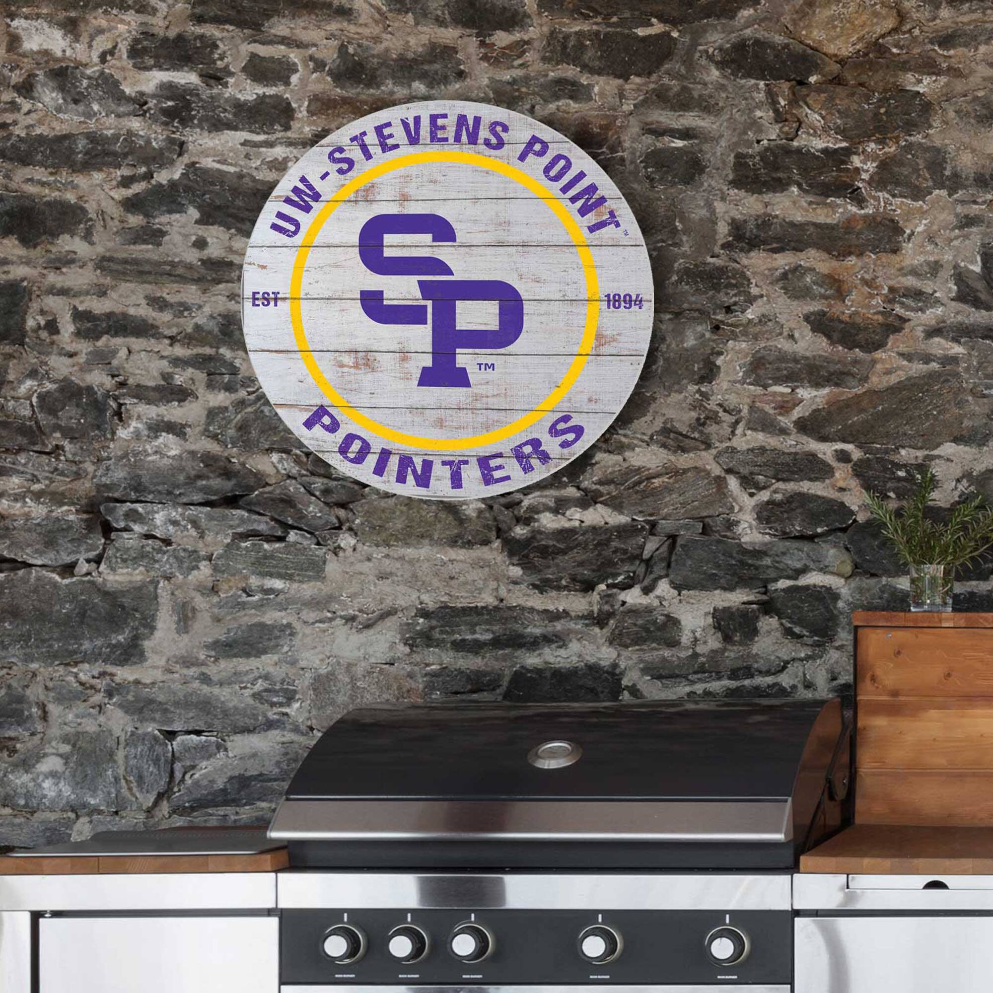 UW-STEVEN'S POINT  
EST 1894  
POINTERS