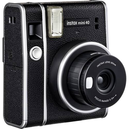 instax mini 40  
LENS INSTAX 60mm  
FOCUS RANGE 0.3m-