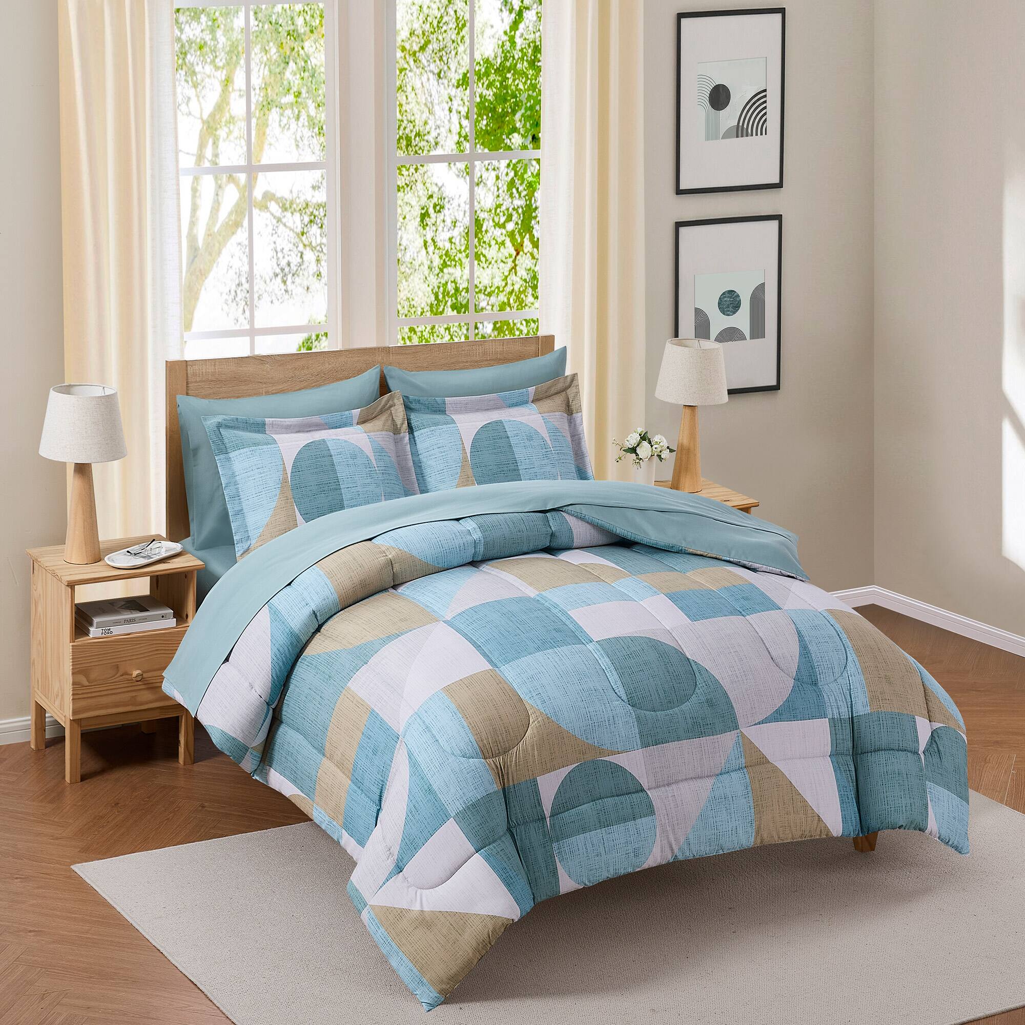 Sweet Home Collection - 7 Piece Geo-Aqua Bed in a Bag Comforter & Sheet Set - King - Multicolored