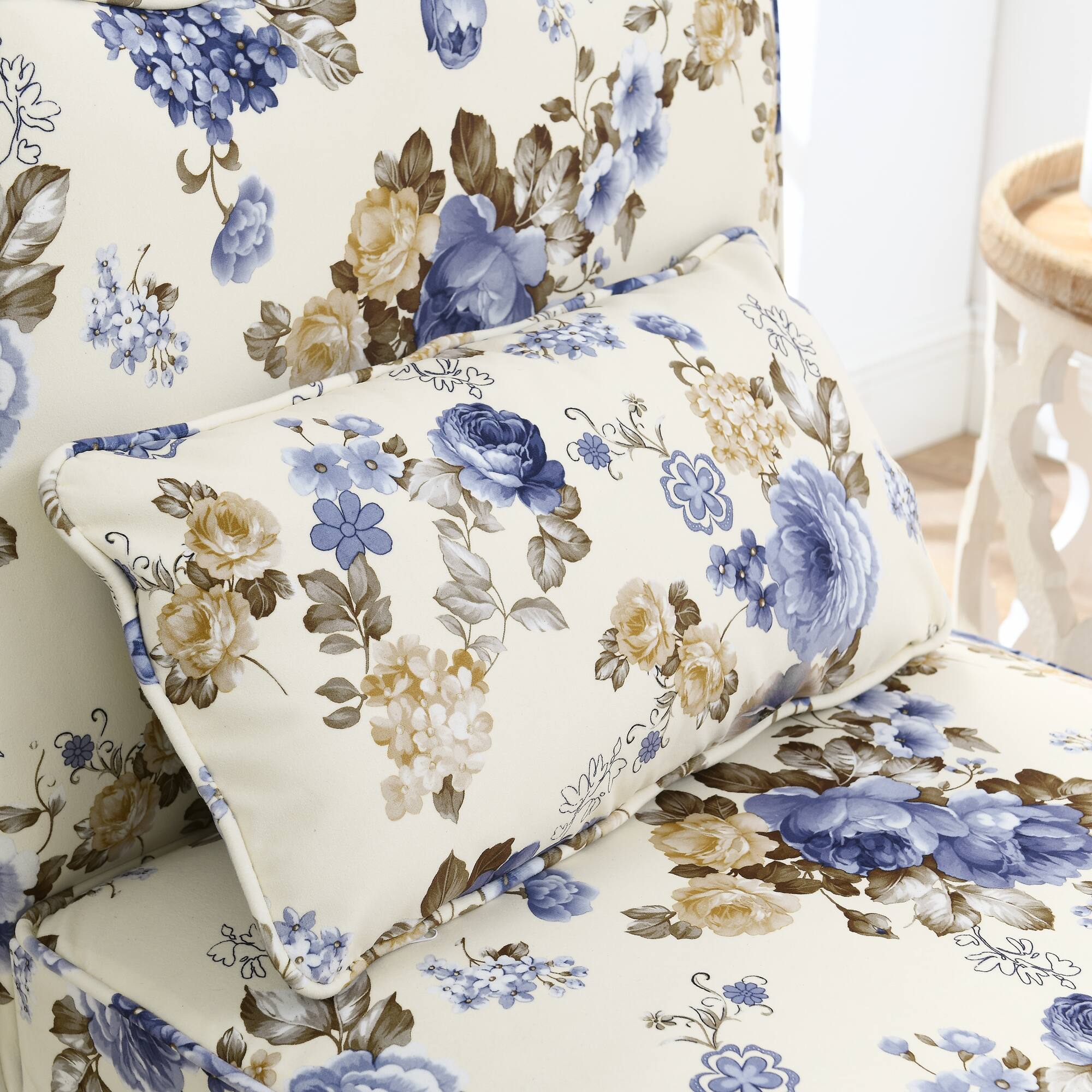 Alt View 1. Trinkets Crazed - Flannel Upholstered Accent Chair-Retro Single Sofa Chair with Floral Pattern, Armless Lounge Chair with Pillow - Blue.