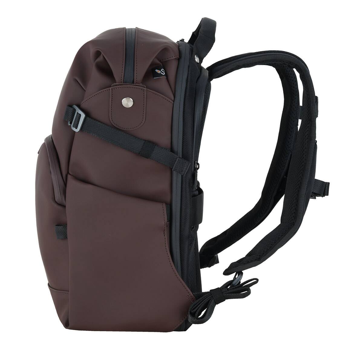 Alt View 4. Vanguard - Vanguard The Vanguard VEO Lite B20L camera backpack is a lightweight, 20L travel-ready pack crafted from easy-clean,.