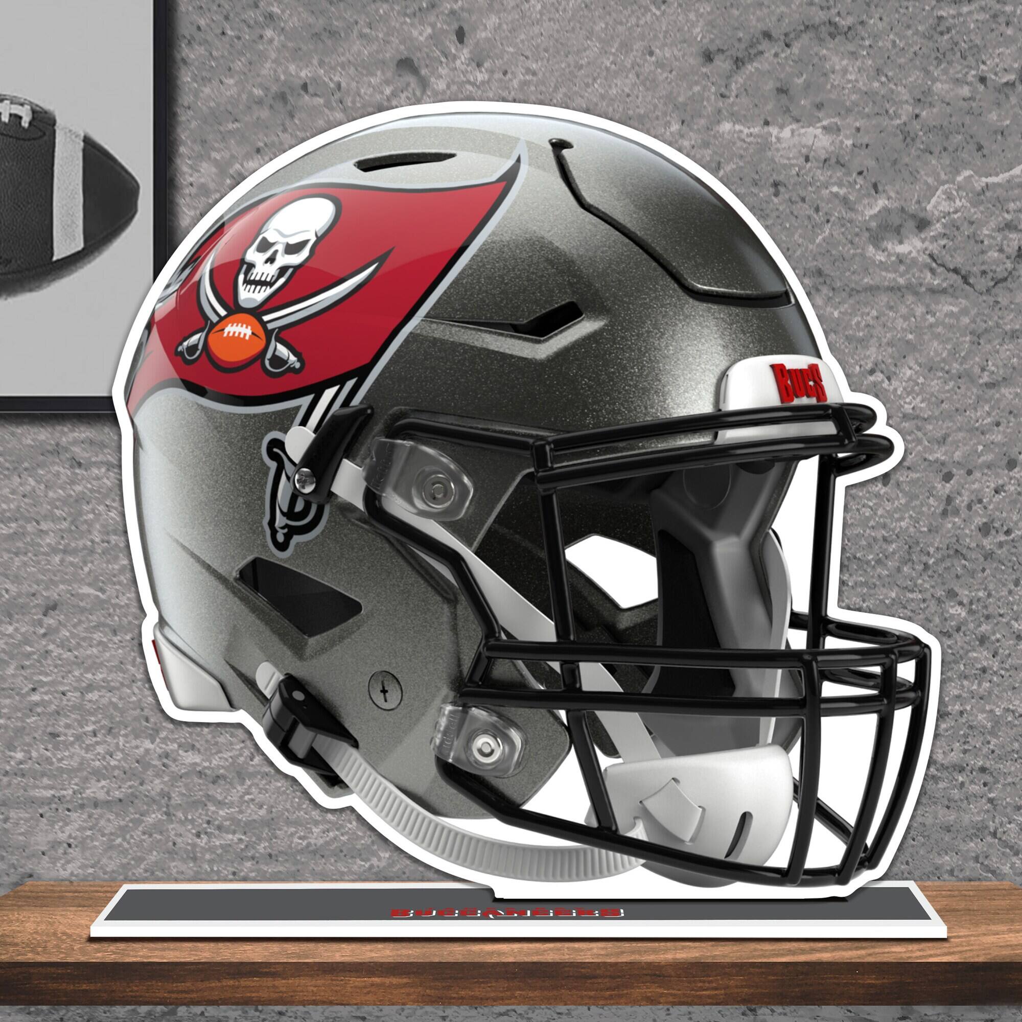 r MH BU KUUE HNEADEERE

Buccaneers