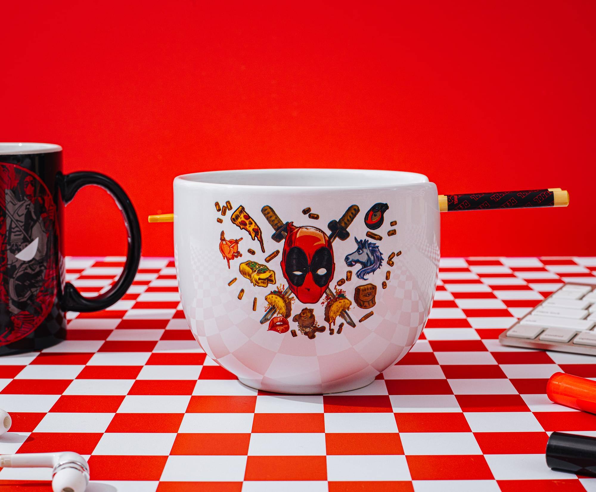 The text on the image is:

"Yom 09000"