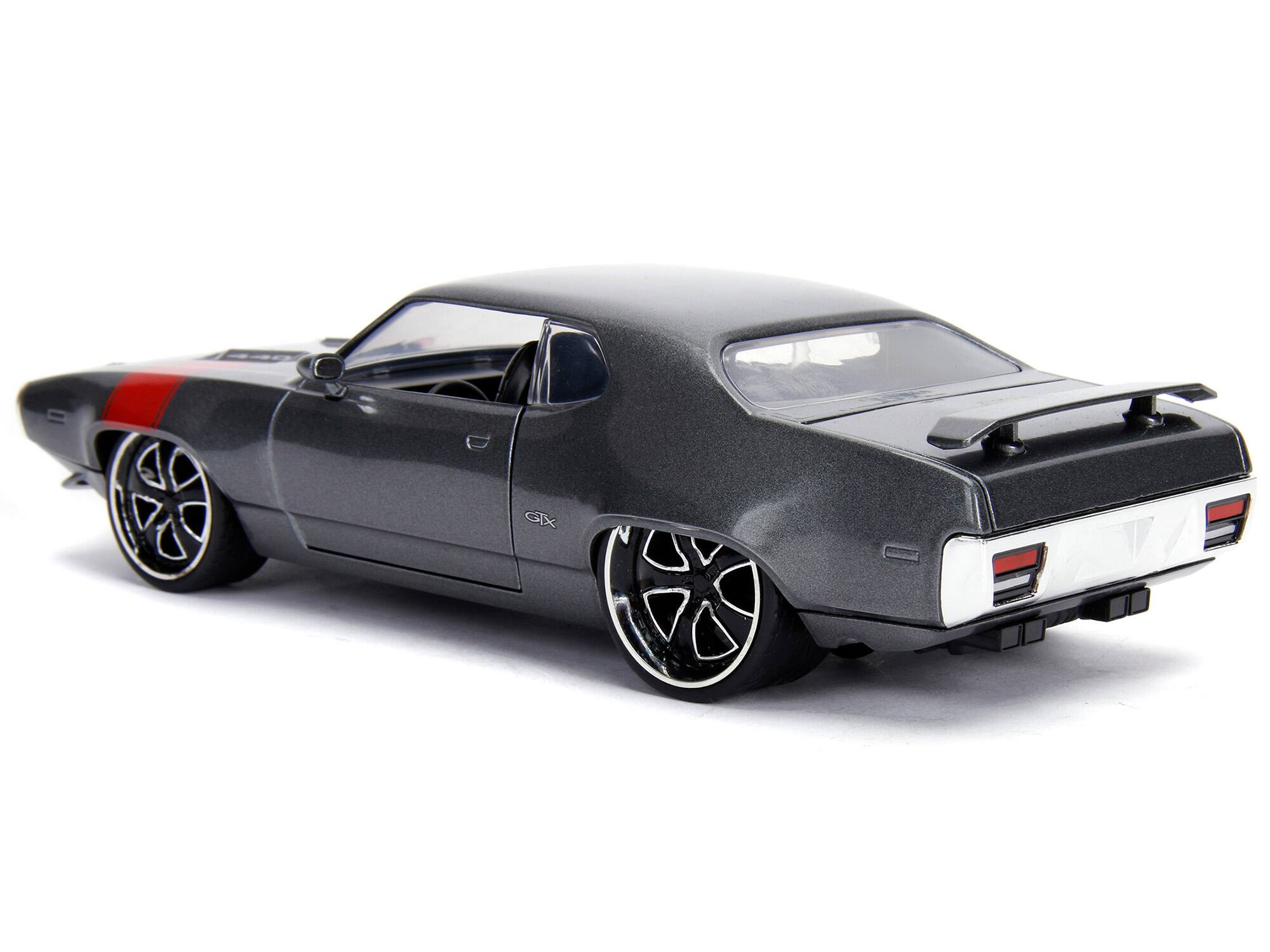 Alt View 4. Jada - 1972 Plymouth GTX 440 Metallic Gray with Red Stripe "Bigtime Muscle" 1/24 Diecast Model Car by Jada - Multicolor.