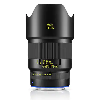 Otus 1.4/35
ft m
10 20 8 2 3 5 IIIII 16 118 4 4
| I 8 11 16
6
11
8
5.6
4
2.8
2
1.4