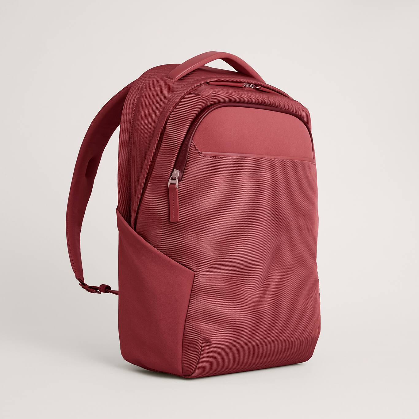 Angle. Troubadour - Neo Laptop Backpack - Rust.