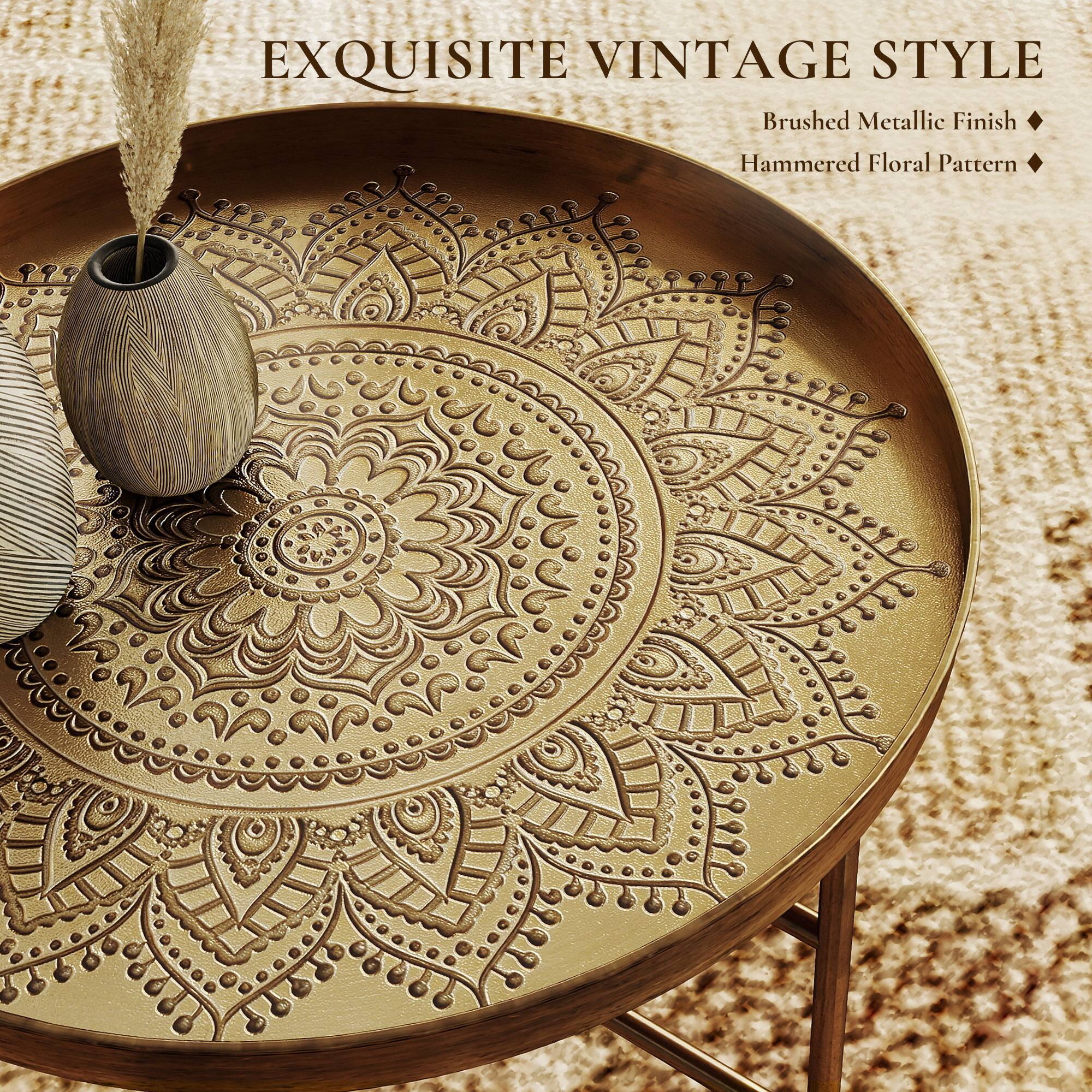 EXQUISITE VINTAGE STYLE  
Brushed Metallic Finish  
Hammered Floral Pattern