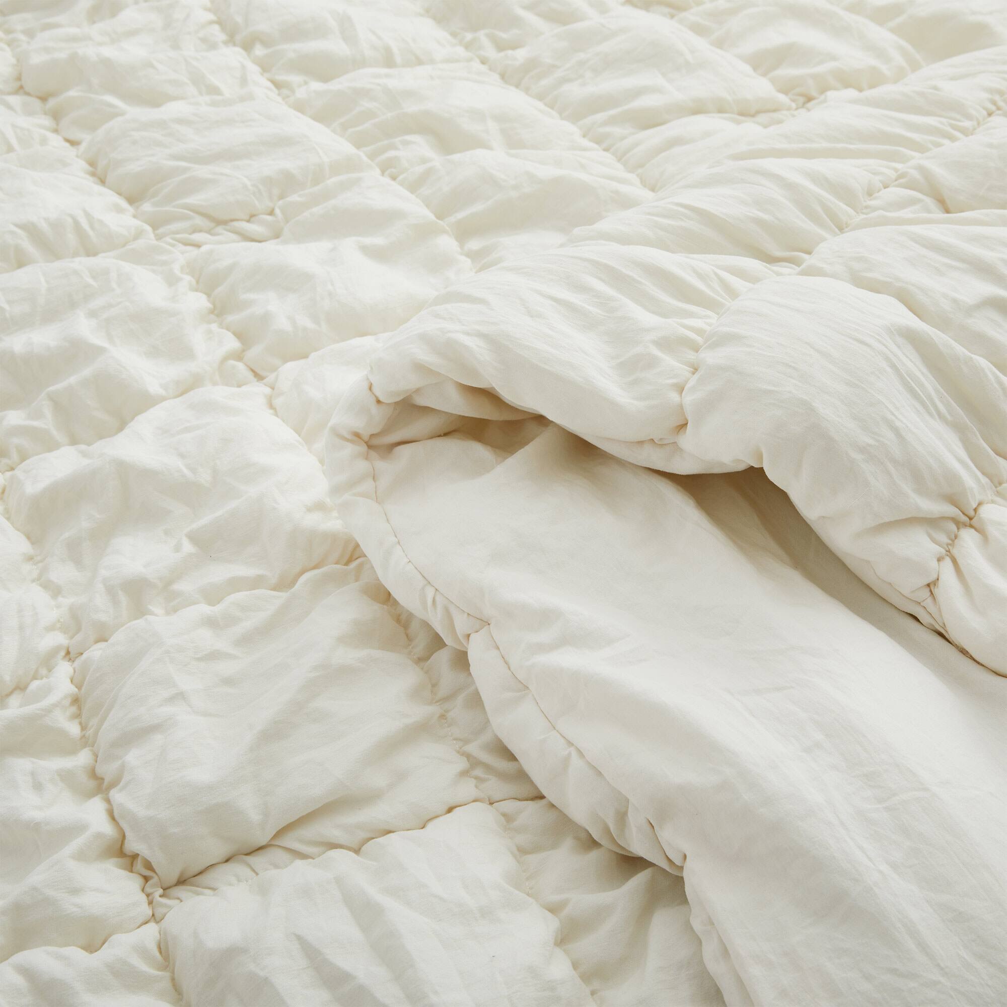 Alt View 1. Peace Nest - Peace Nest Modern All Season Puff Comforter Set with Pillowcases, Cream, Full/Queen - Cream.