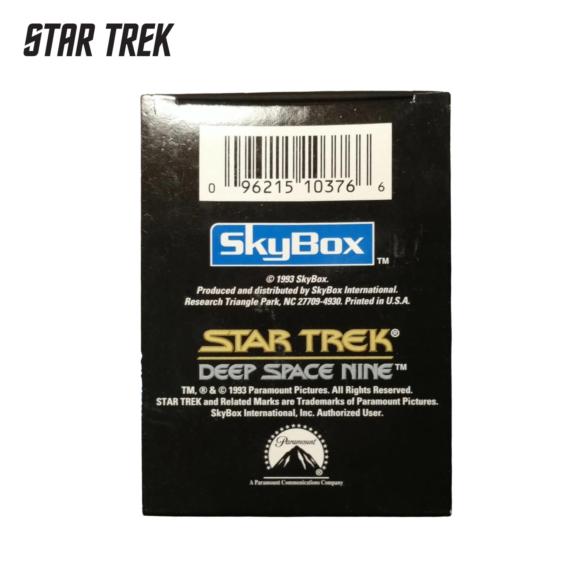 STAR TREK  
0 96215 10376 6  
SkyBox™  
1993 SkyBox.  
Produced and distributed by SkyBox International.  
Research Triangle Park, NC 27709-4930.  
Printed in U.S.A.  
STAR TREK™ DEEP SPACE NINE™  
& 1993 Paramount Pictures. All Rights Reserved.  
STAR TREK and Related Marks are Trademarks of Paramount Pictures.  
SkyBox International, Inc. Authorized User.  
Paramount Communications Company