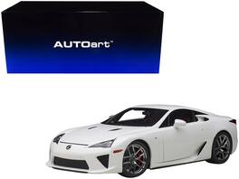 Lexus LFA Interior 1/18 Model Car by Autoart - Whitest White With Red And Black