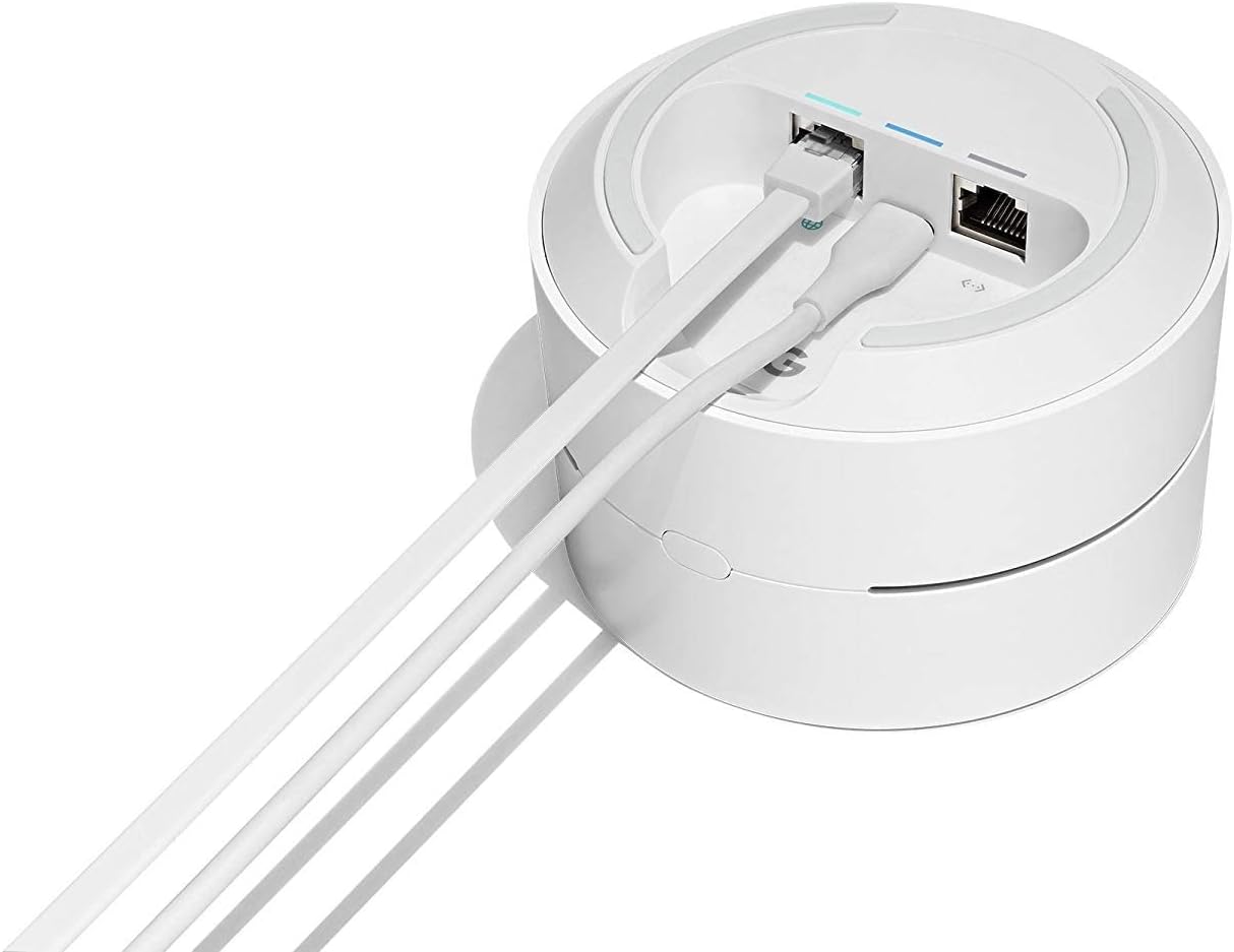 Left. Nest - Google Nest Wifi 3 Pack Router.