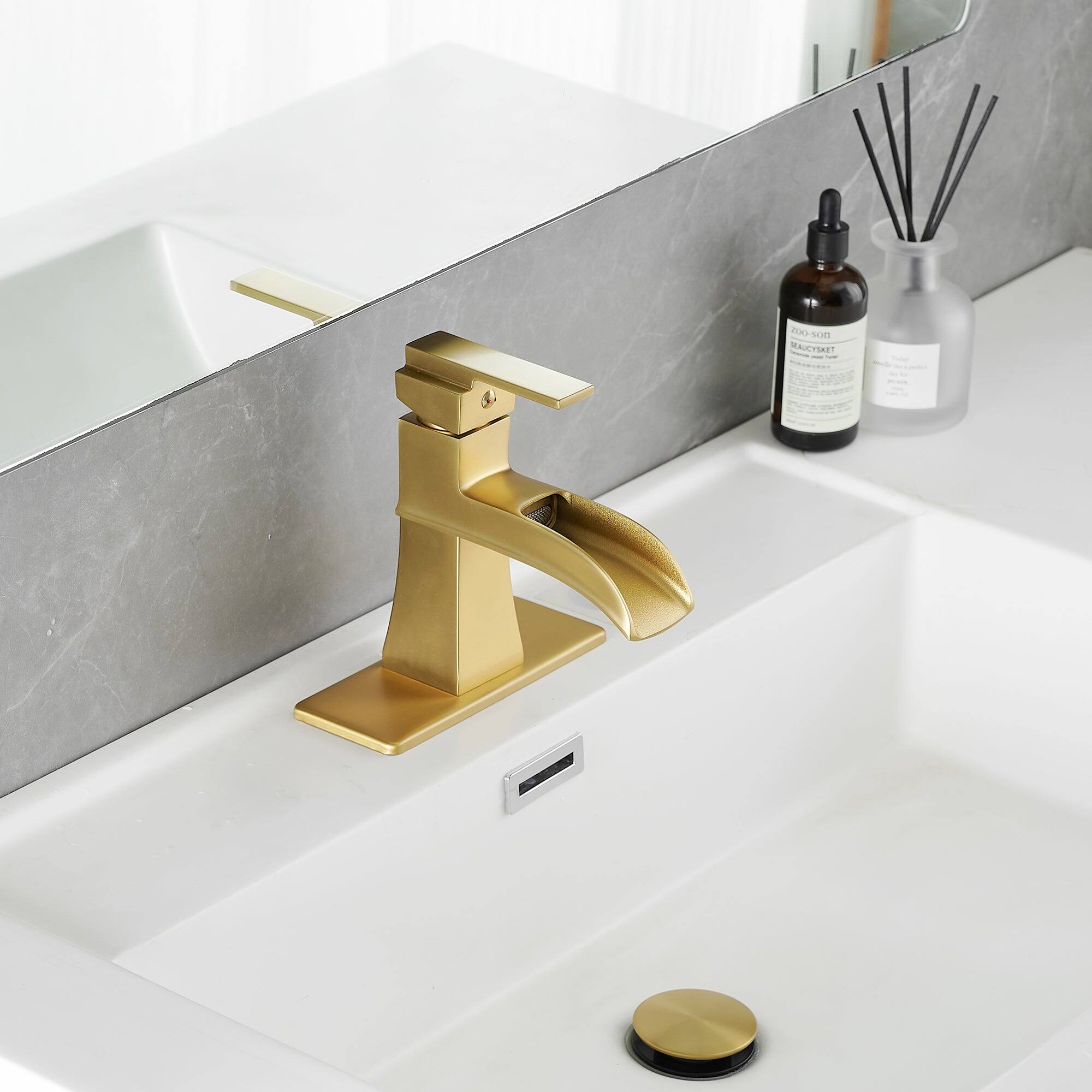 Das 200-s00 son AUCYSKET TSAT