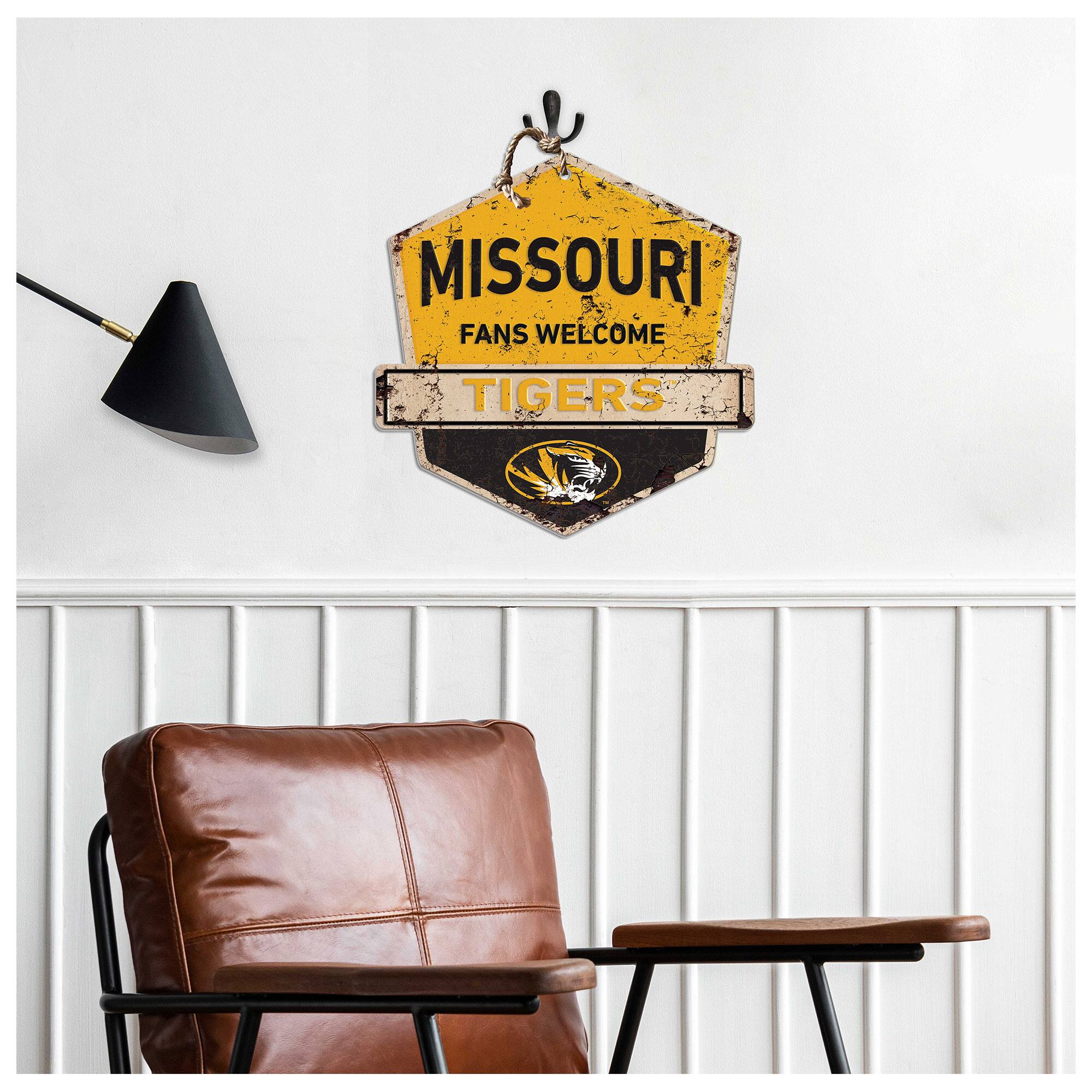 MISSOURI FANS WELCOME TIGERS