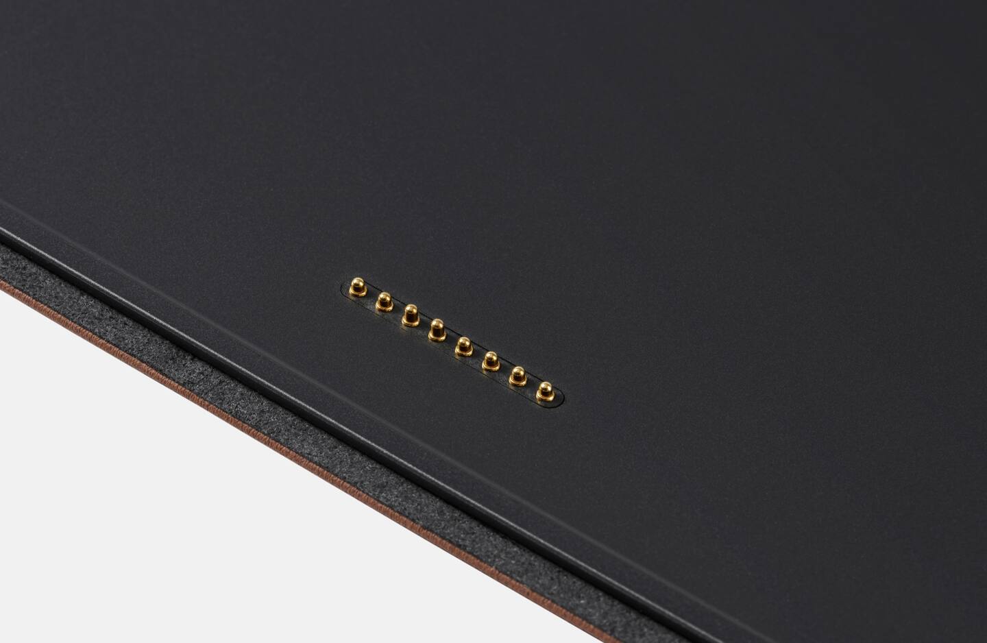 Angle. BOOX - 10.3" Note Air5 C Magnetic Keyboard Cover Case - Orange.