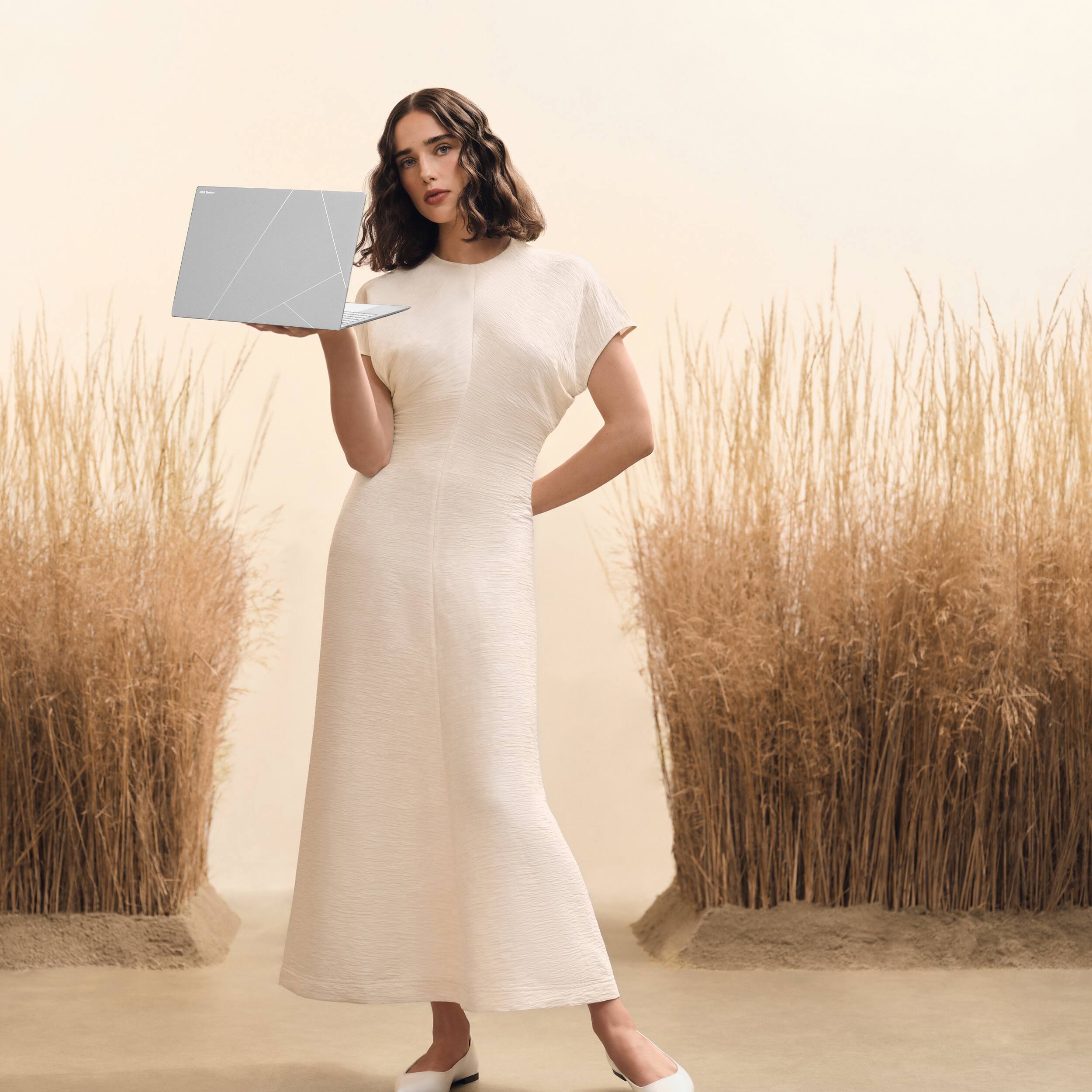 Alt View 7. ASUS - Zenbook S14 14" OLED Touch Screen Laptop - Intel Core Ultra 7 258V - 32GB RAM - 1TB SSD - Copilot+ PC - Scandinavian White.