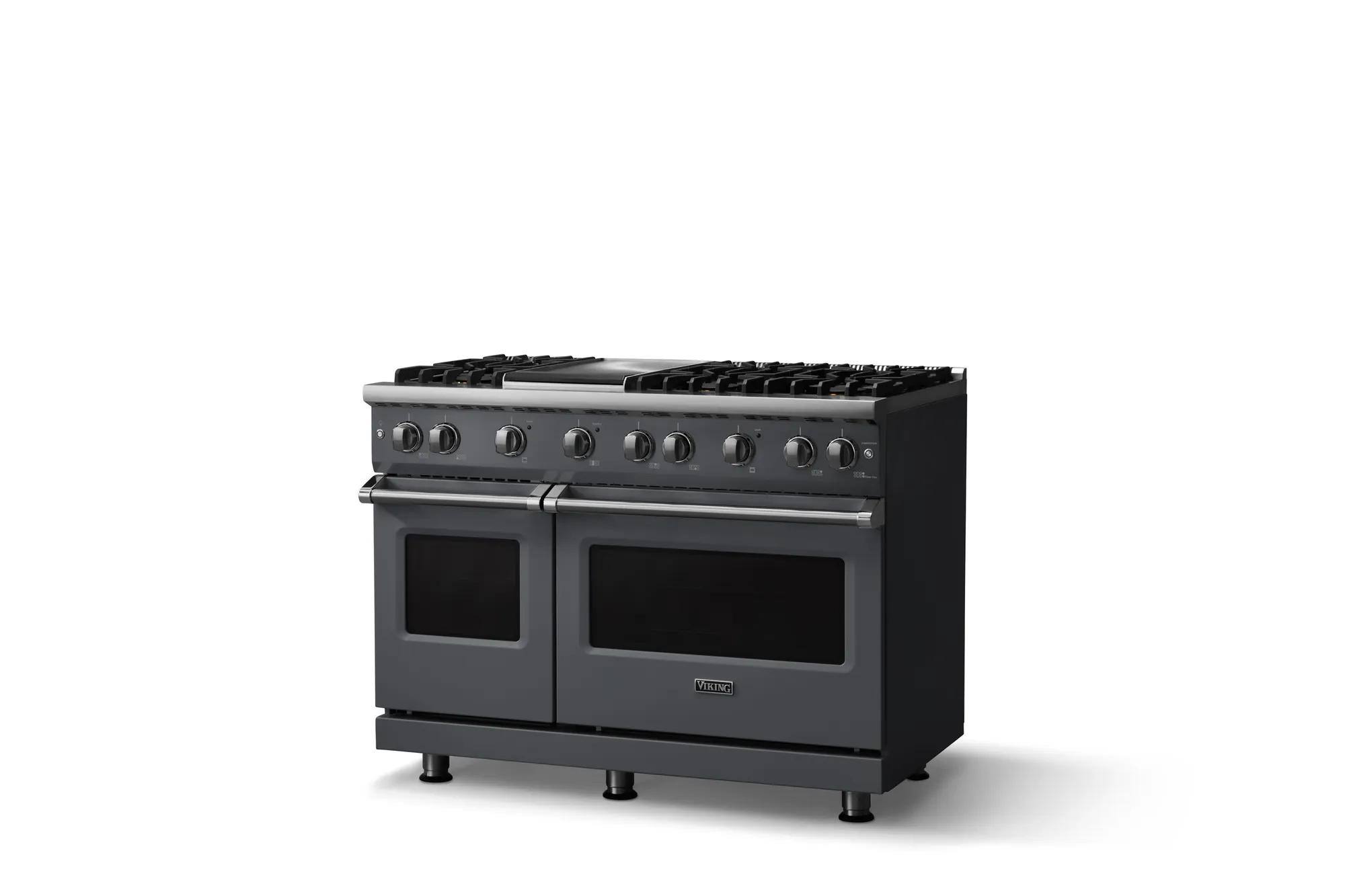 Angle. Viking - Pro 5 Series 6.1 Cu. Ft. Freestanding Sealed 6 Burner Gas Convection Range w. Griddle - Cast Black - Cast Black.