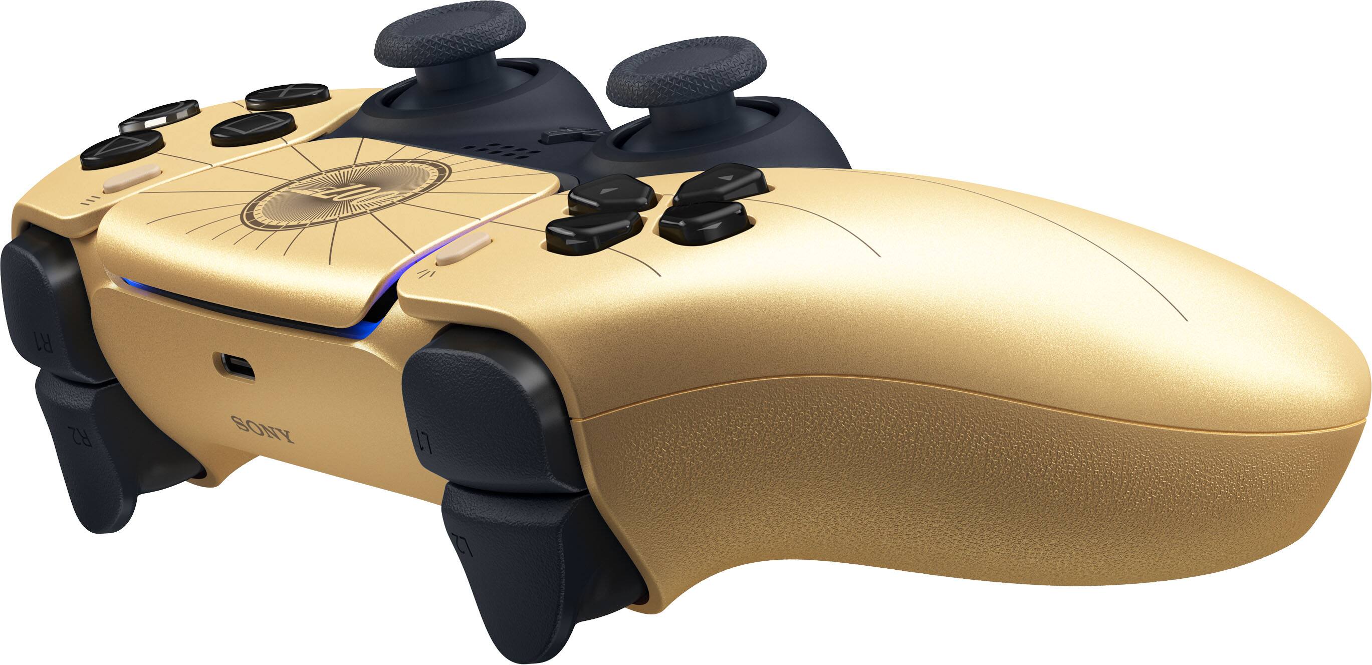 Angle. Sony Interactive Entertainment - DualSense Wireless Controller – 007 First Light Limited Edition for PS5, PC, Mac & Mobile - Gold.